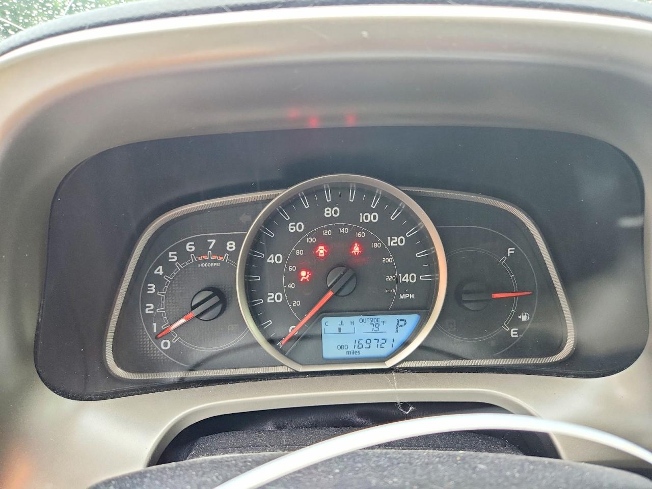 2015 Toyota Rav4 Xle White vin: JTMWFREVXFD070981