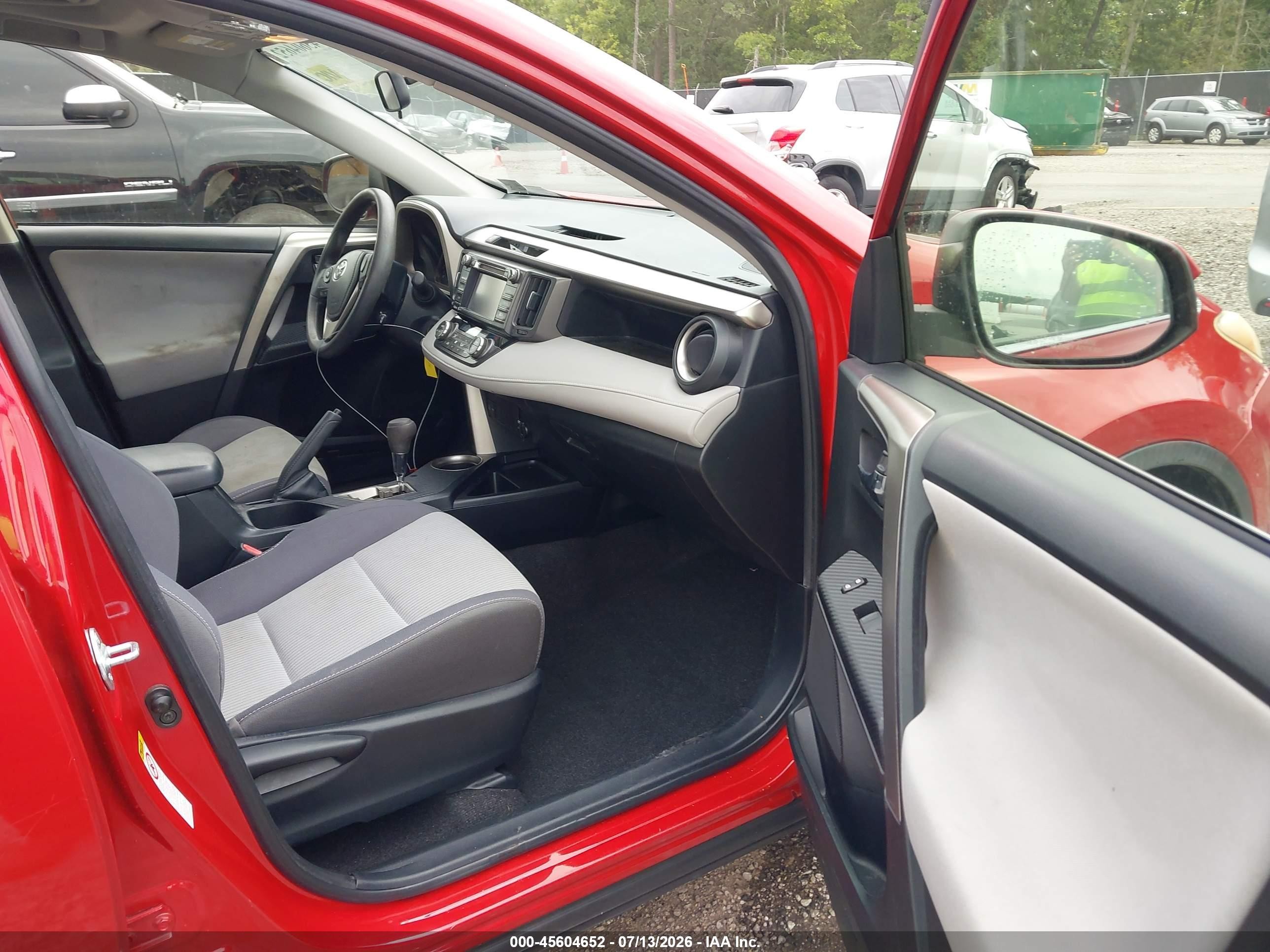 2015 Toyota Rav4 Xle Red vin: JTMWFREVXFD076232