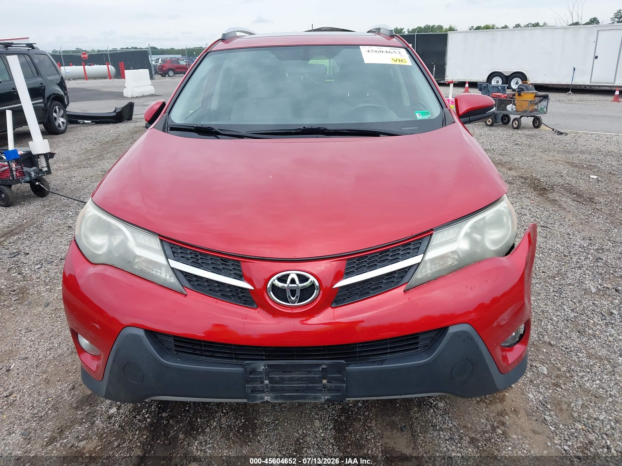 2015 Toyota Rav4 Xle Red vin: JTMWFREVXFD076232