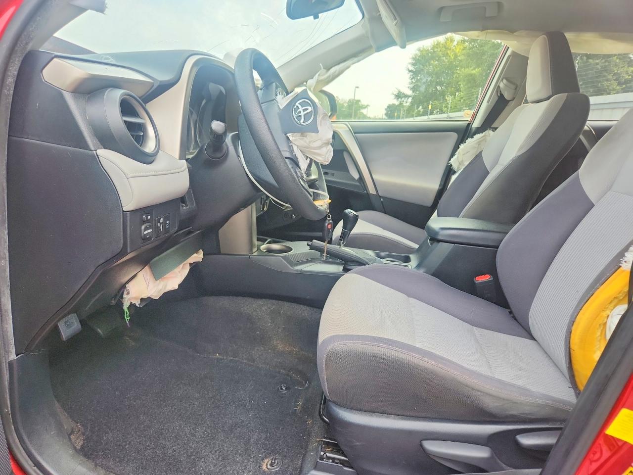 2015 Toyota Rav4 Xle Красный vin: JTMWFREVXFD079261