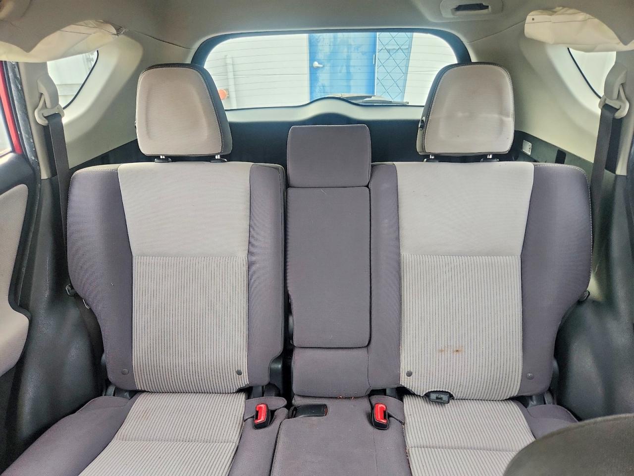 2015 Toyota Rav4 Xle Красный vin: JTMWFREVXFD079261