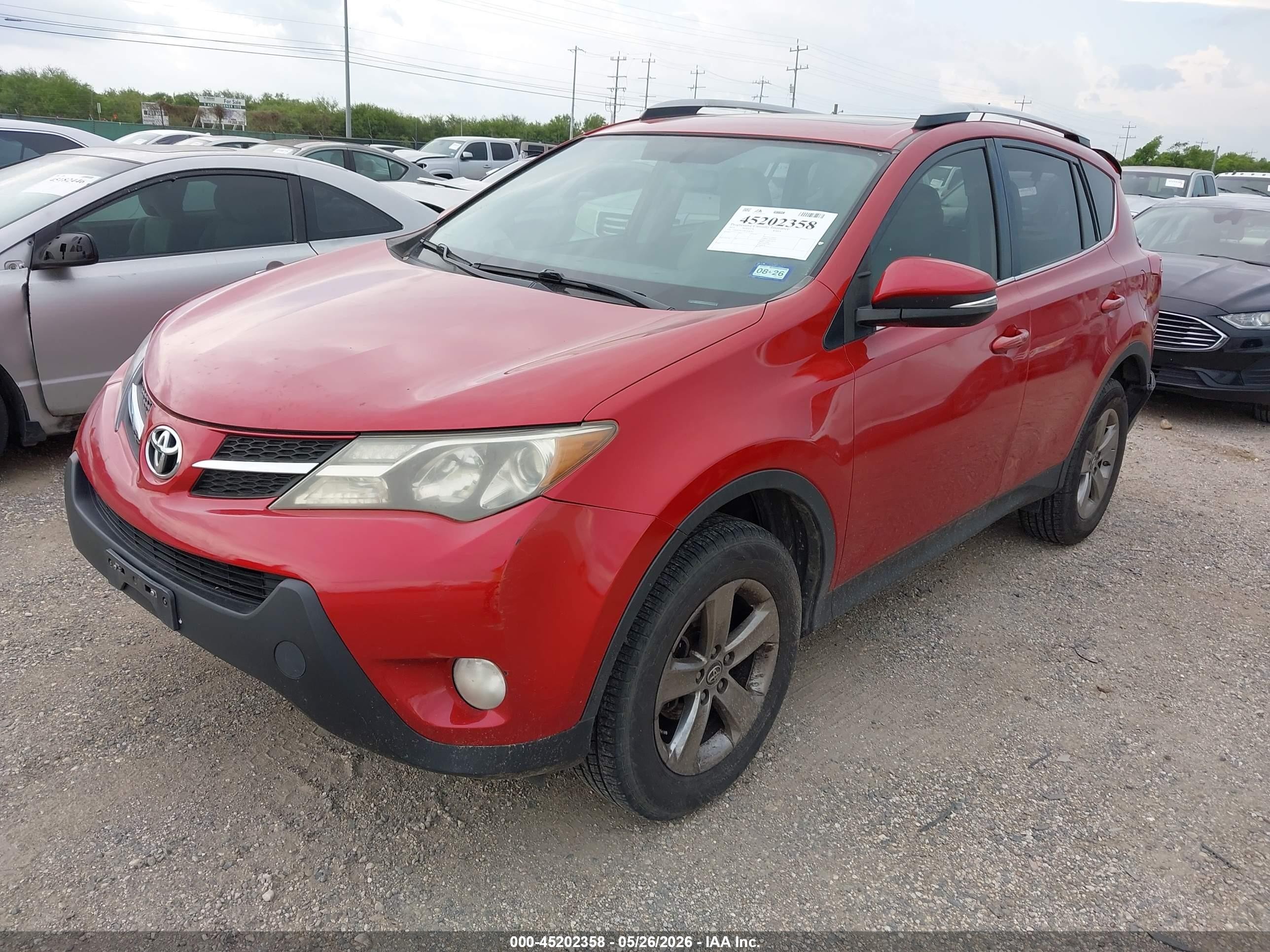 2015 Toyota Rav4 Xle Red vin: JTMWFREVXFJ038565