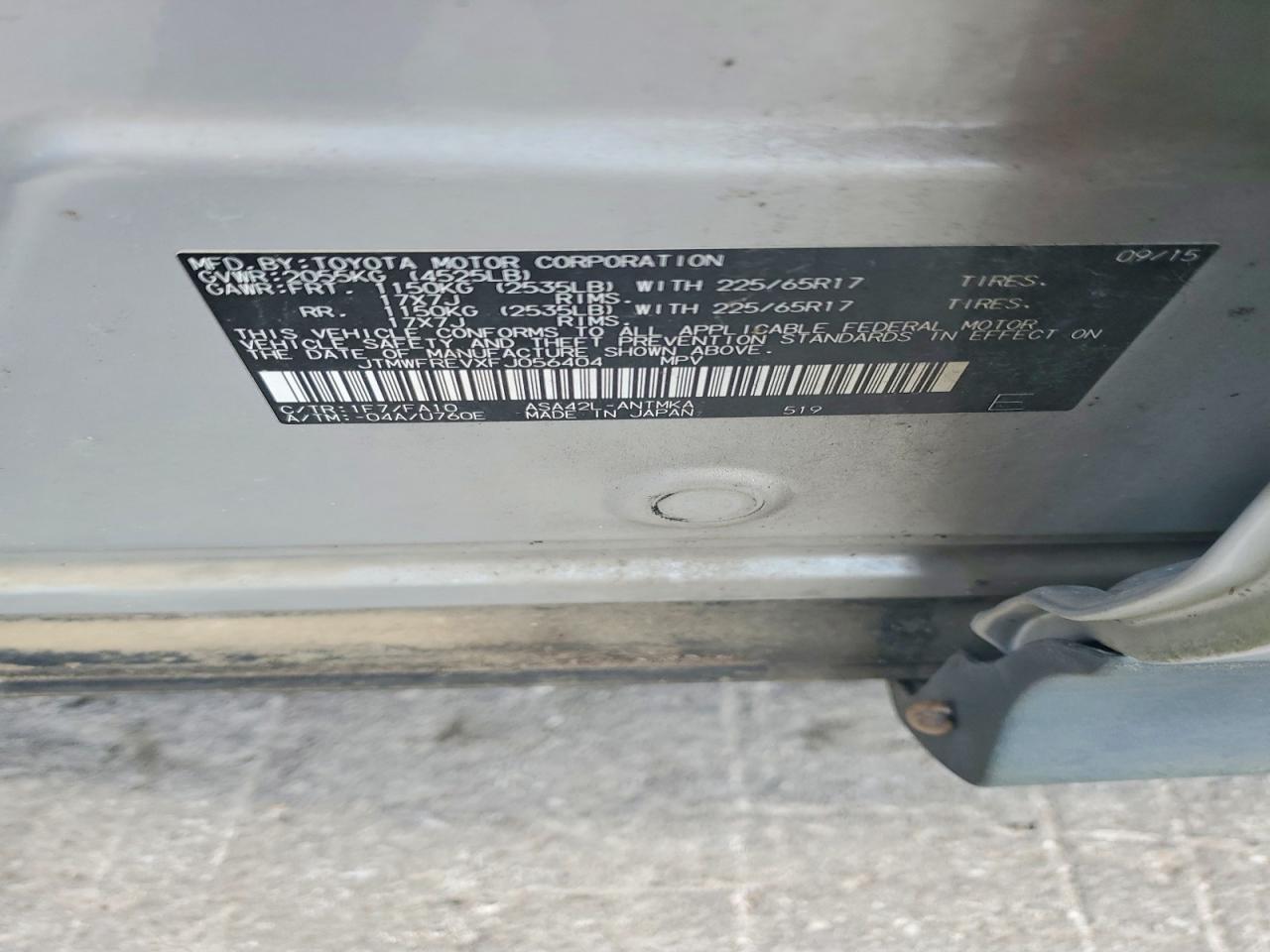 2015 Toyota Rav4 Xle Silver vin: JTMWFREVXFJ056404