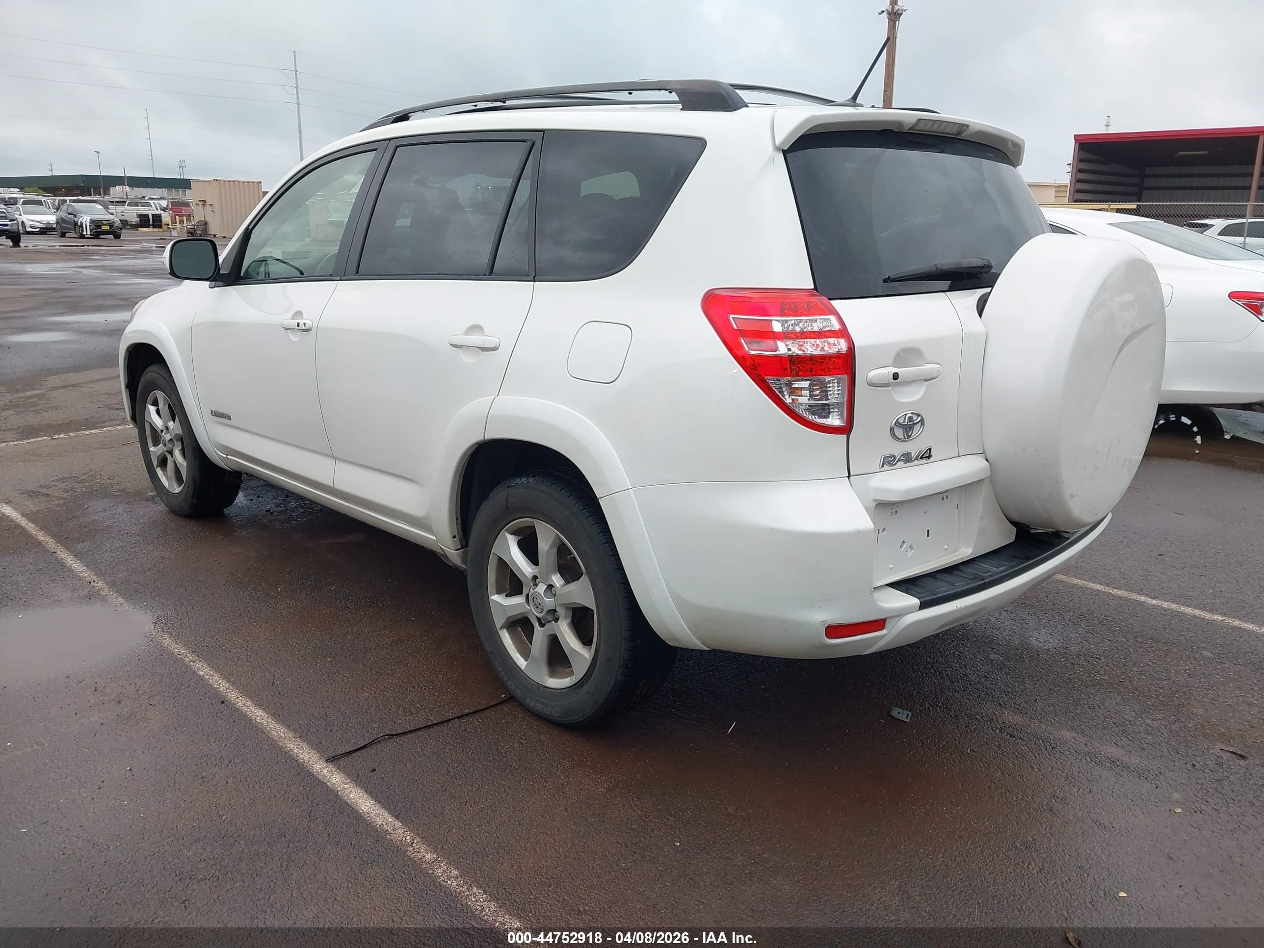 2012 Toyota Rav4 Limited White vin: JTMXF4DV2C5049184
