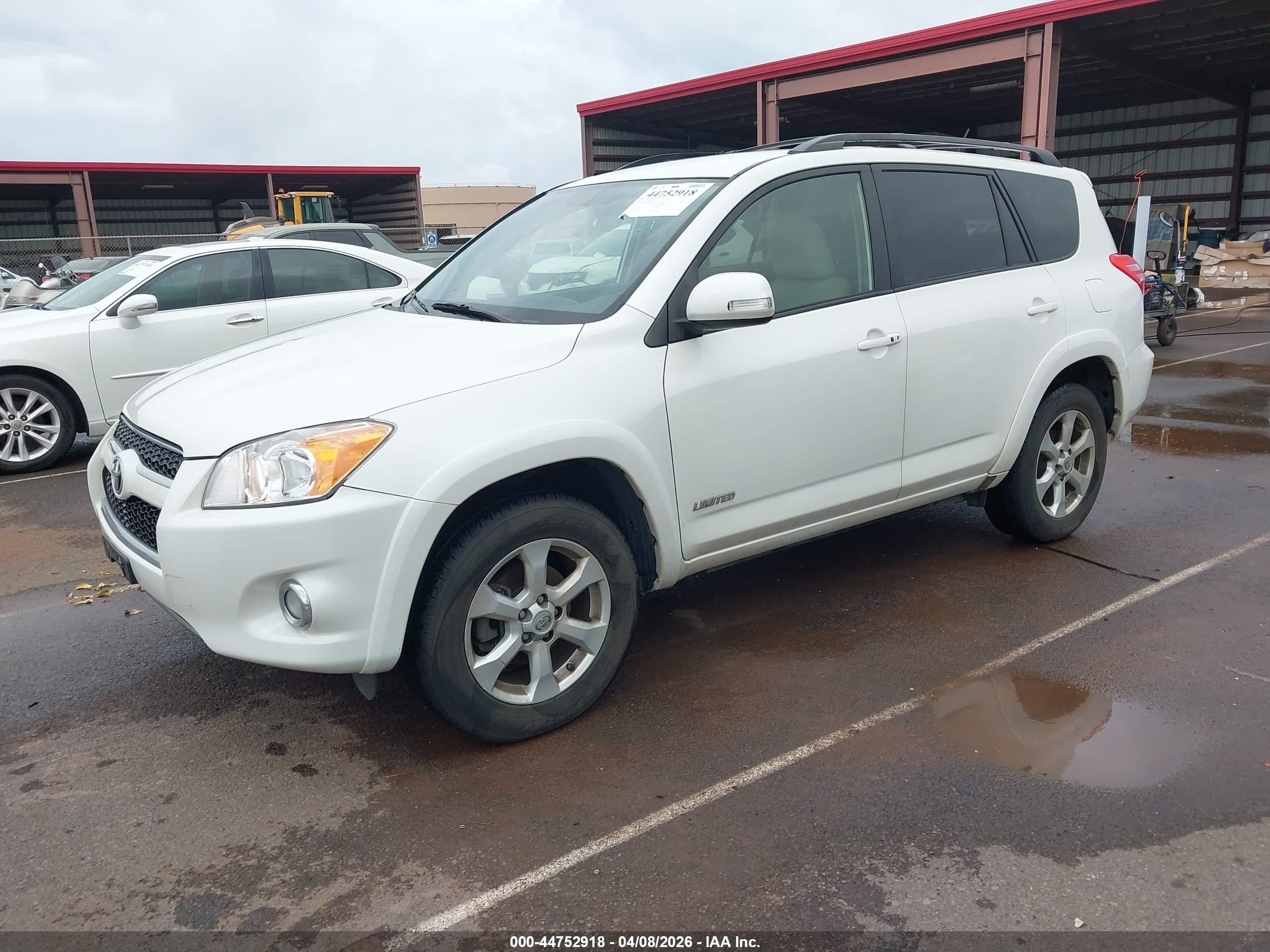 2012 Toyota Rav4 Limited White vin: JTMXF4DV2C5049184