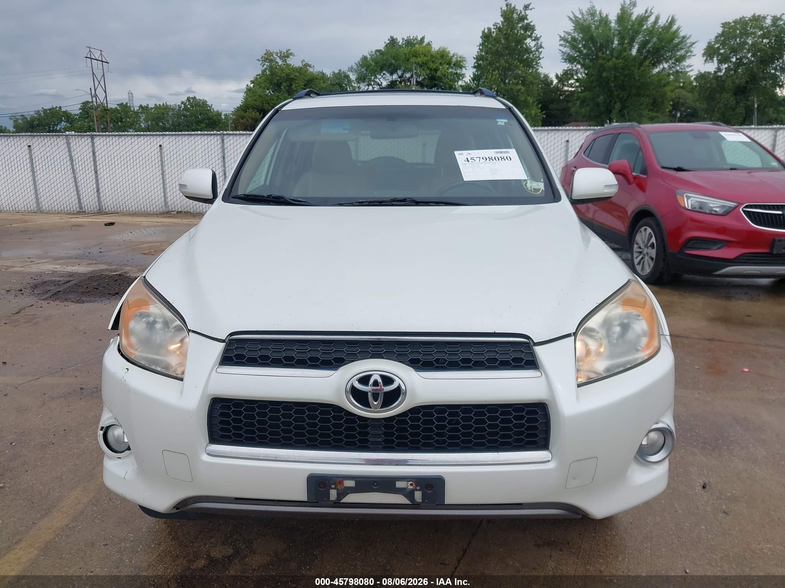 2010 Toyota Rav4 Limited White vin: JTMYF4DV0A5022678