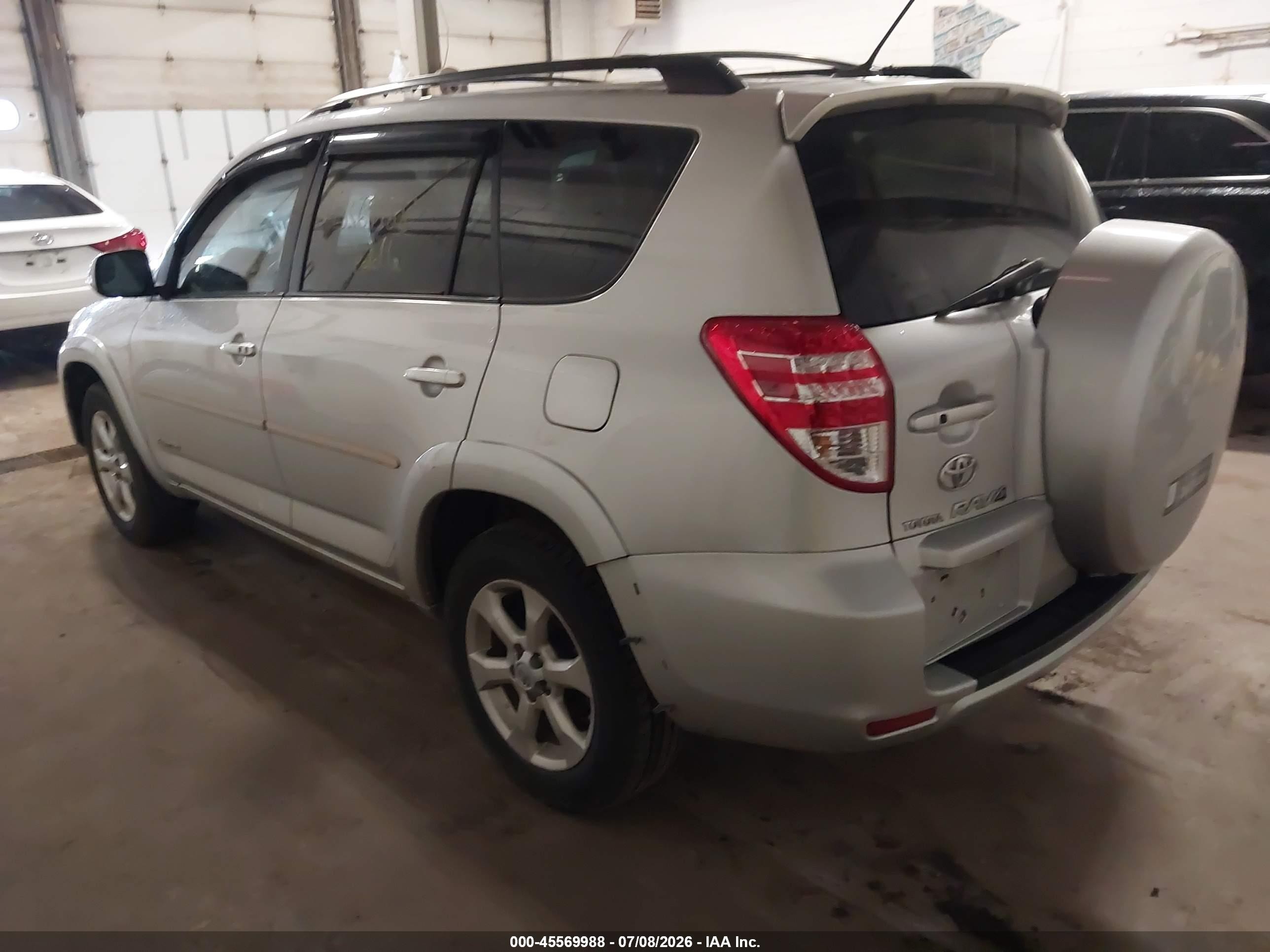 2010 Toyota Rav4 Limited Silver vin: JTMYF4DV0AD018278