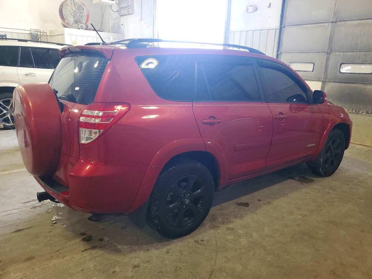 2010 Toyota Rav4 Limited Red vin: JTMYF4DV4A5024403