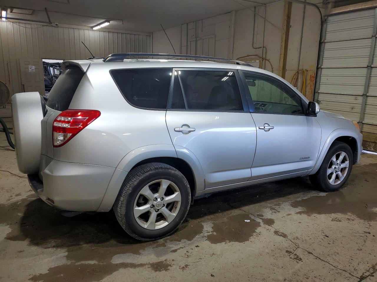 2010 Toyota Rav4 Limited Silver vin: JTMYF4DV4AD026156