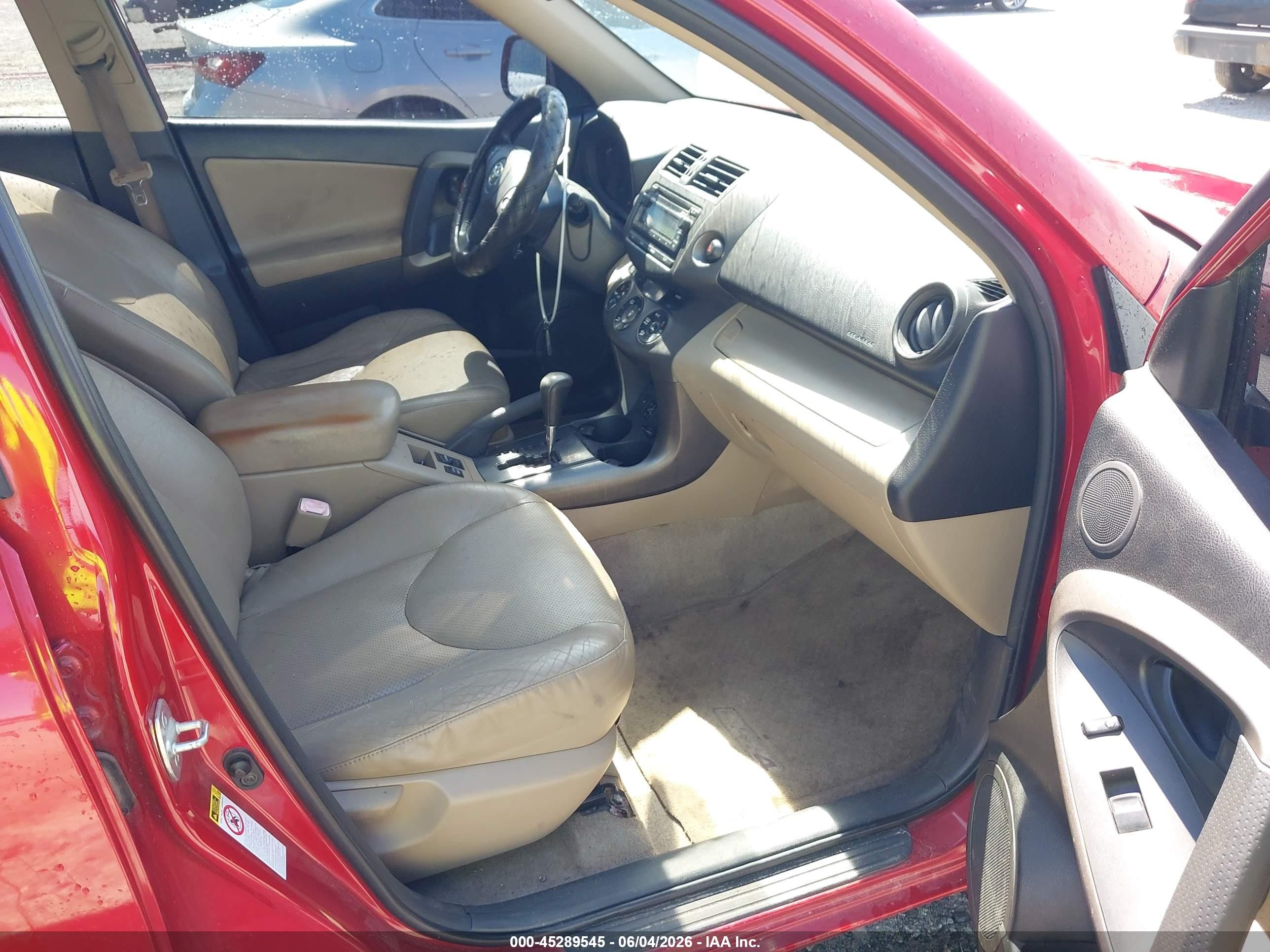 2012 Toyota Rav4 Limited Red vin: JTMYF4DV5CD033880