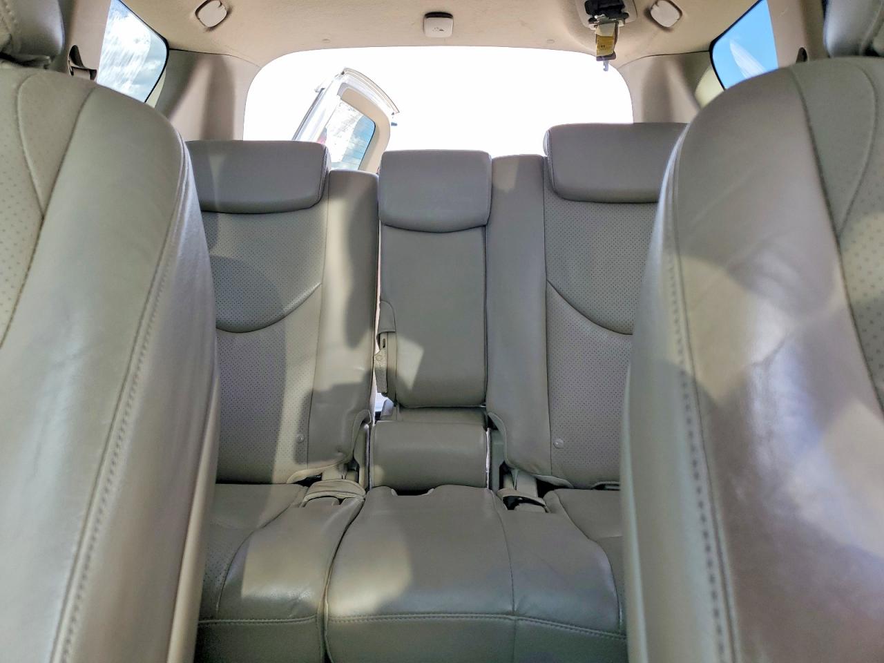 2010 Toyota Rav4 Limited White vin: JTMYF4DV6A5029490