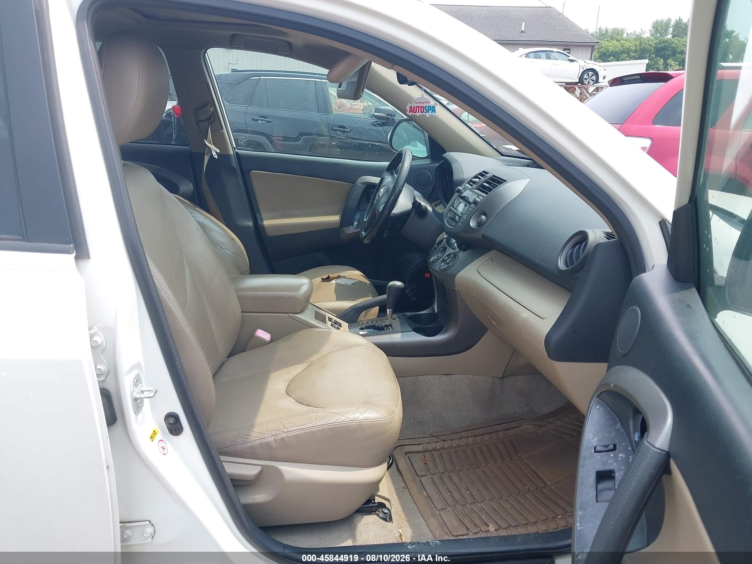 2010 Toyota Rav4 Limited White vin: JTMYF4DV9A5016135