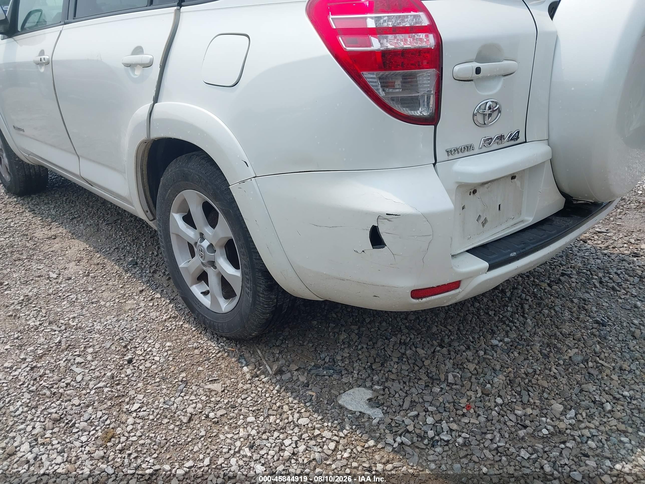 2010 Toyota Rav4 Limited White vin: JTMYF4DV9A5016135
