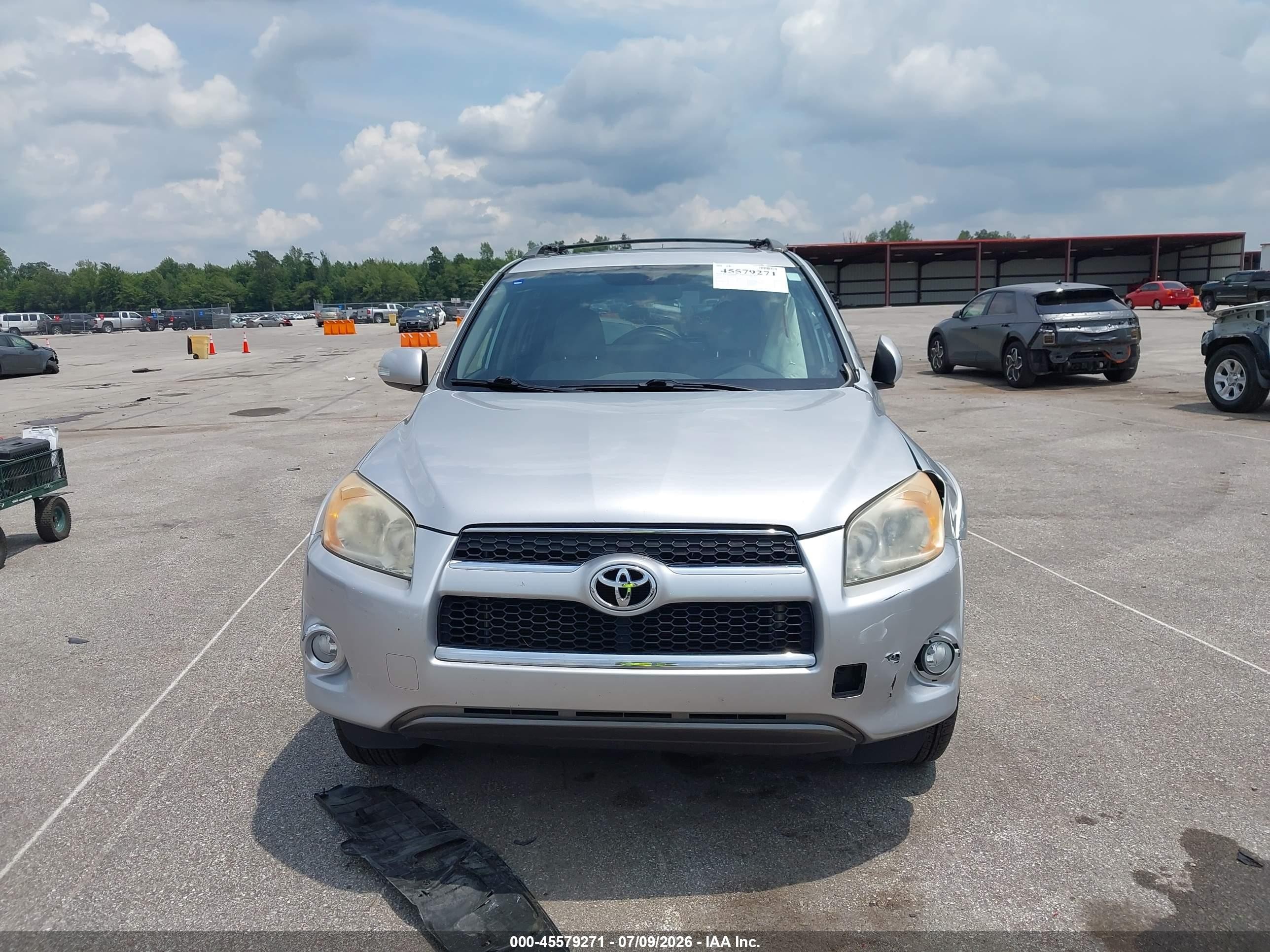 2012 Toyota Rav4 Limited Серебряный vin: JTMYF4DVXCD032658