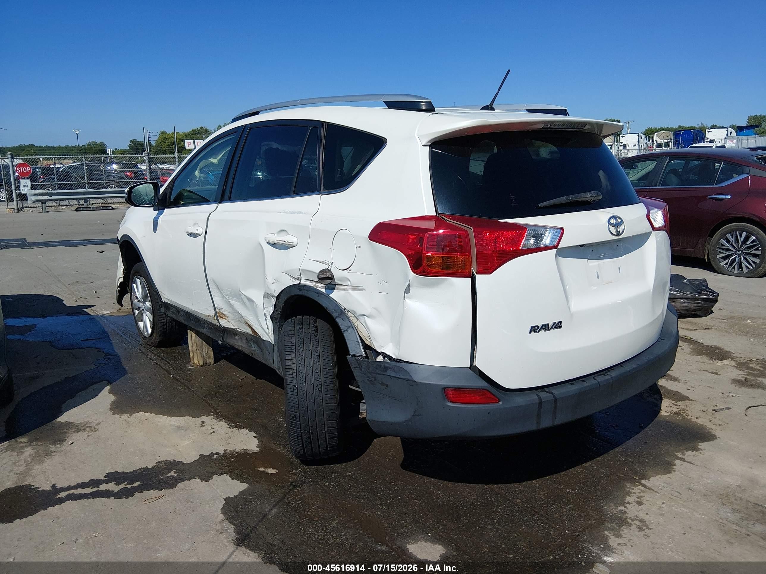 2013 Toyota Rav4 Limited White vin: JTMYFREV0DD015638