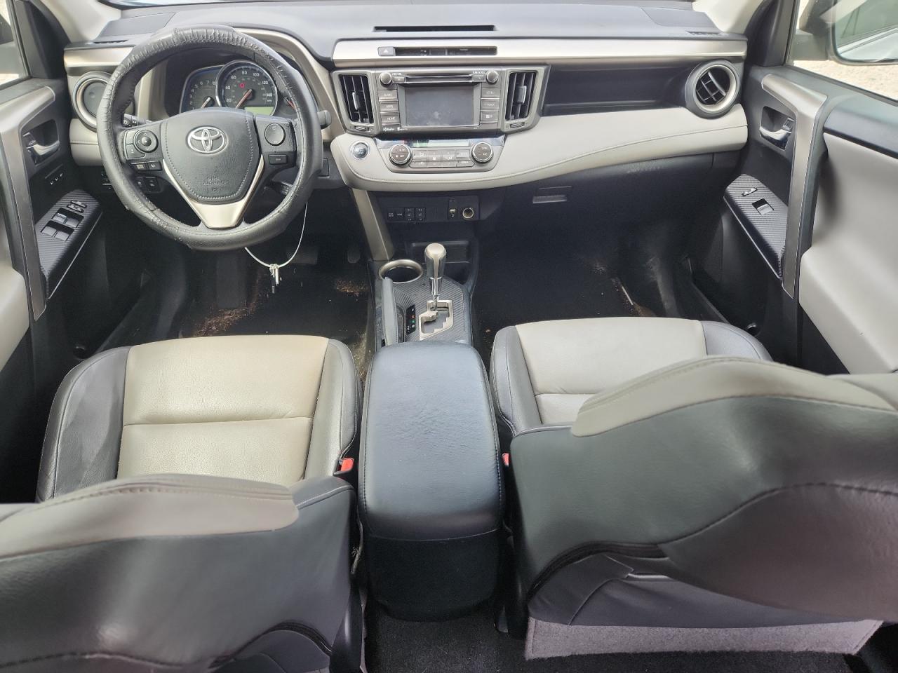 2015 Toyota Rav4 Limited Silver vin: JTMYFREV0FD080556