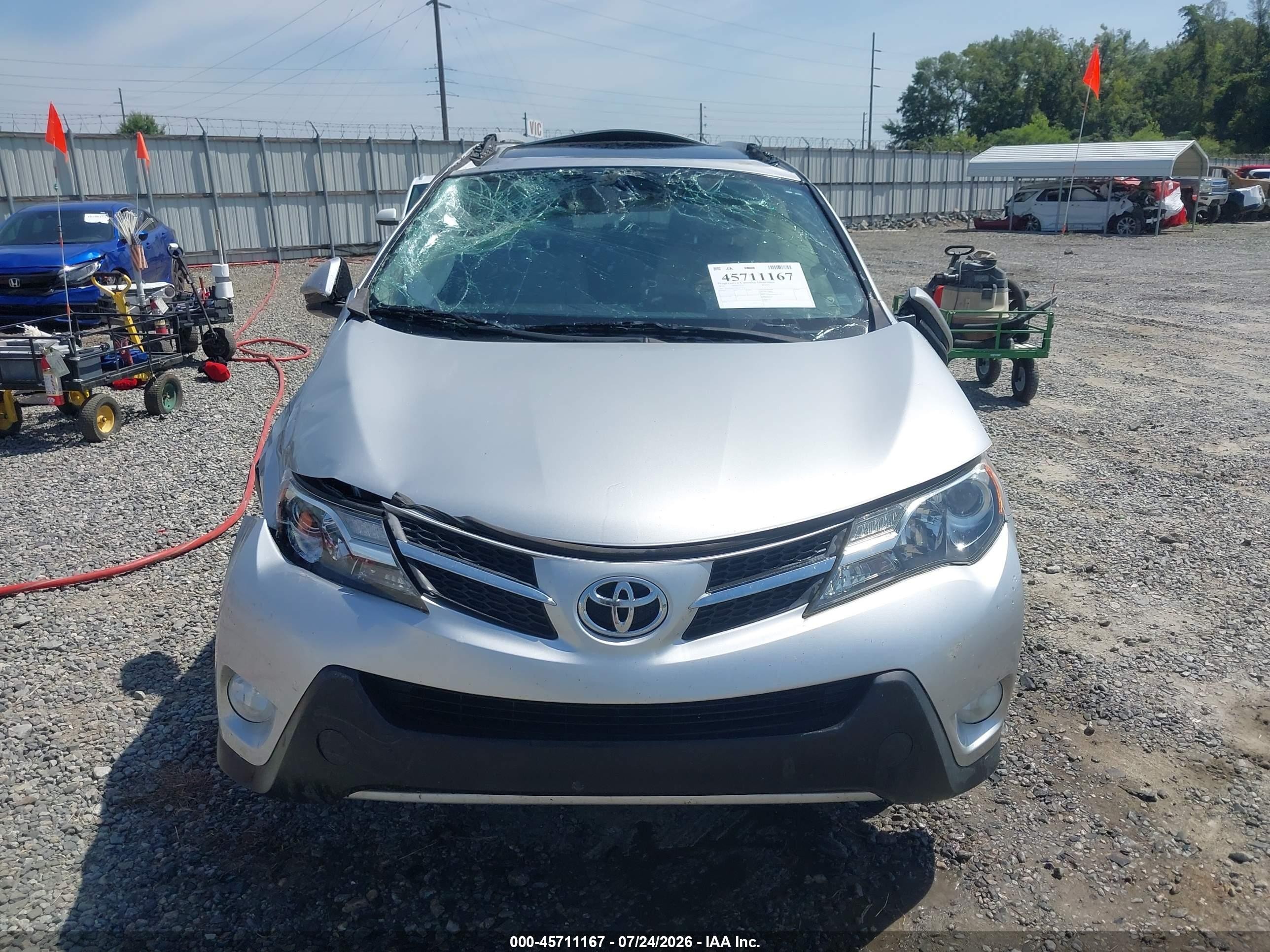 2013 Toyota Rav4 Limited Серебряный vin: JTMYFREV1D5012242