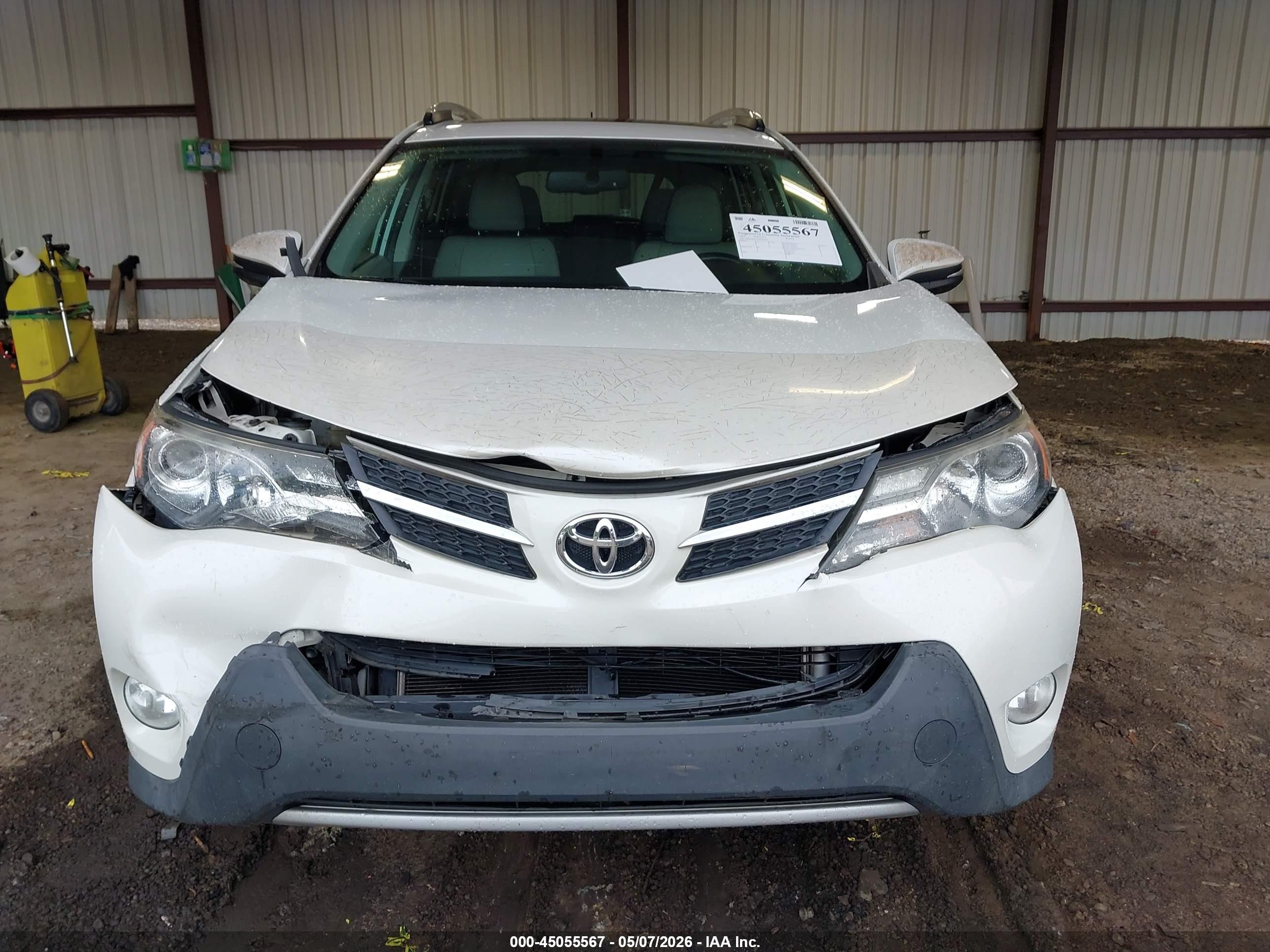 2013 Toyota Rav4 Limited Белый vin: JTMYFREV1DD022663