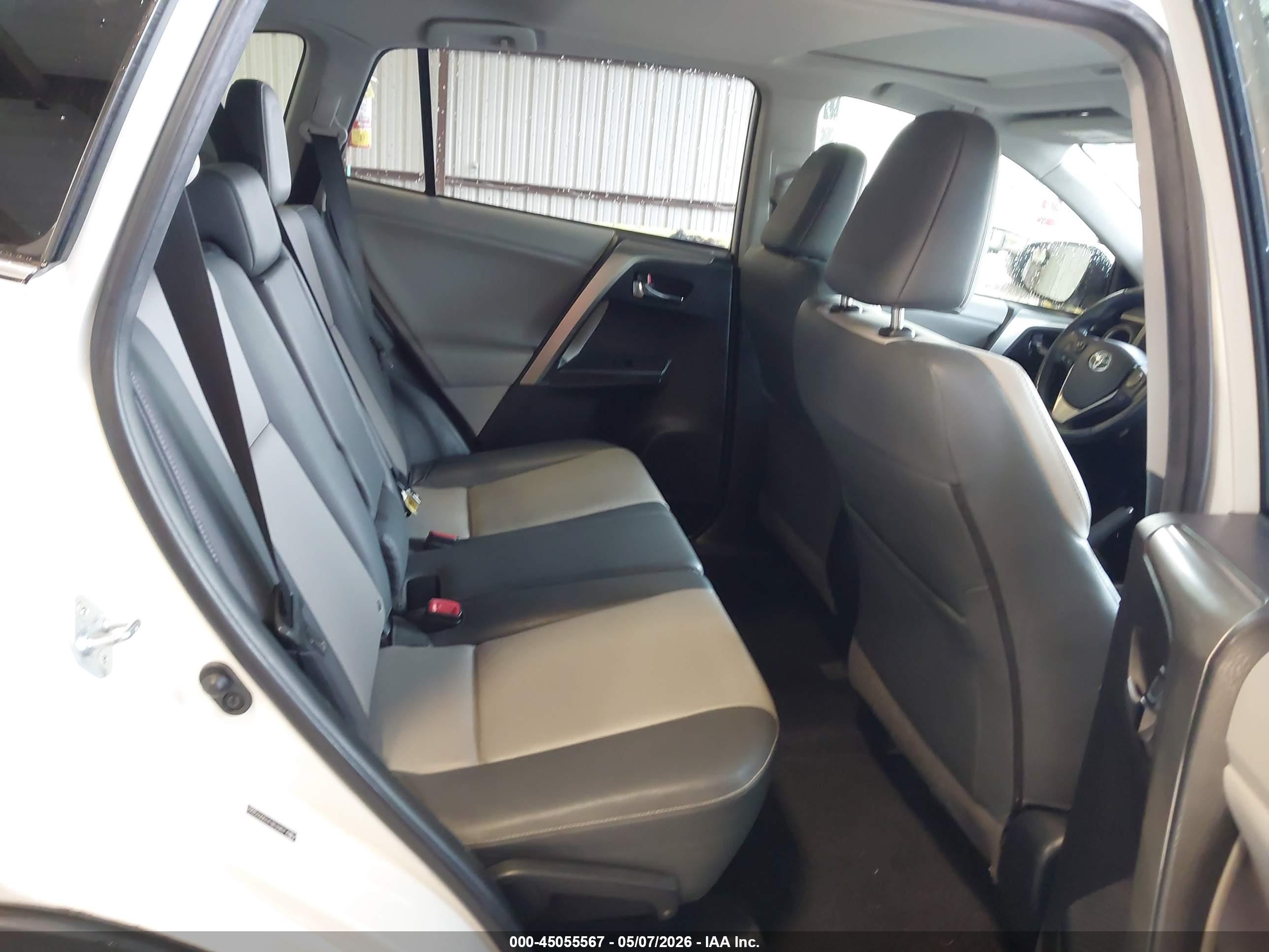 2013 Toyota Rav4 Limited Белый vin: JTMYFREV1DD022663