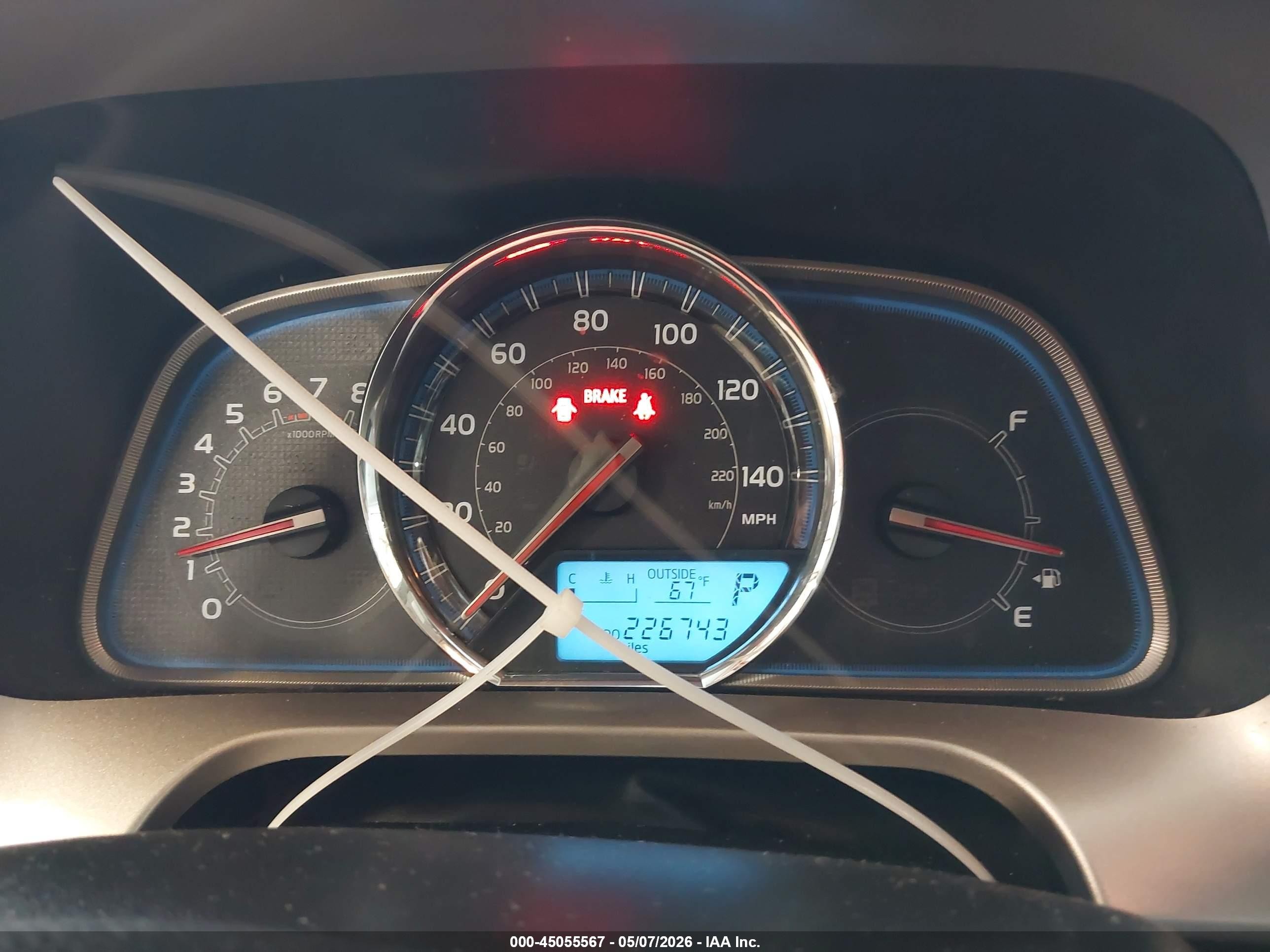2013 Toyota Rav4 Limited Белый vin: JTMYFREV1DD022663