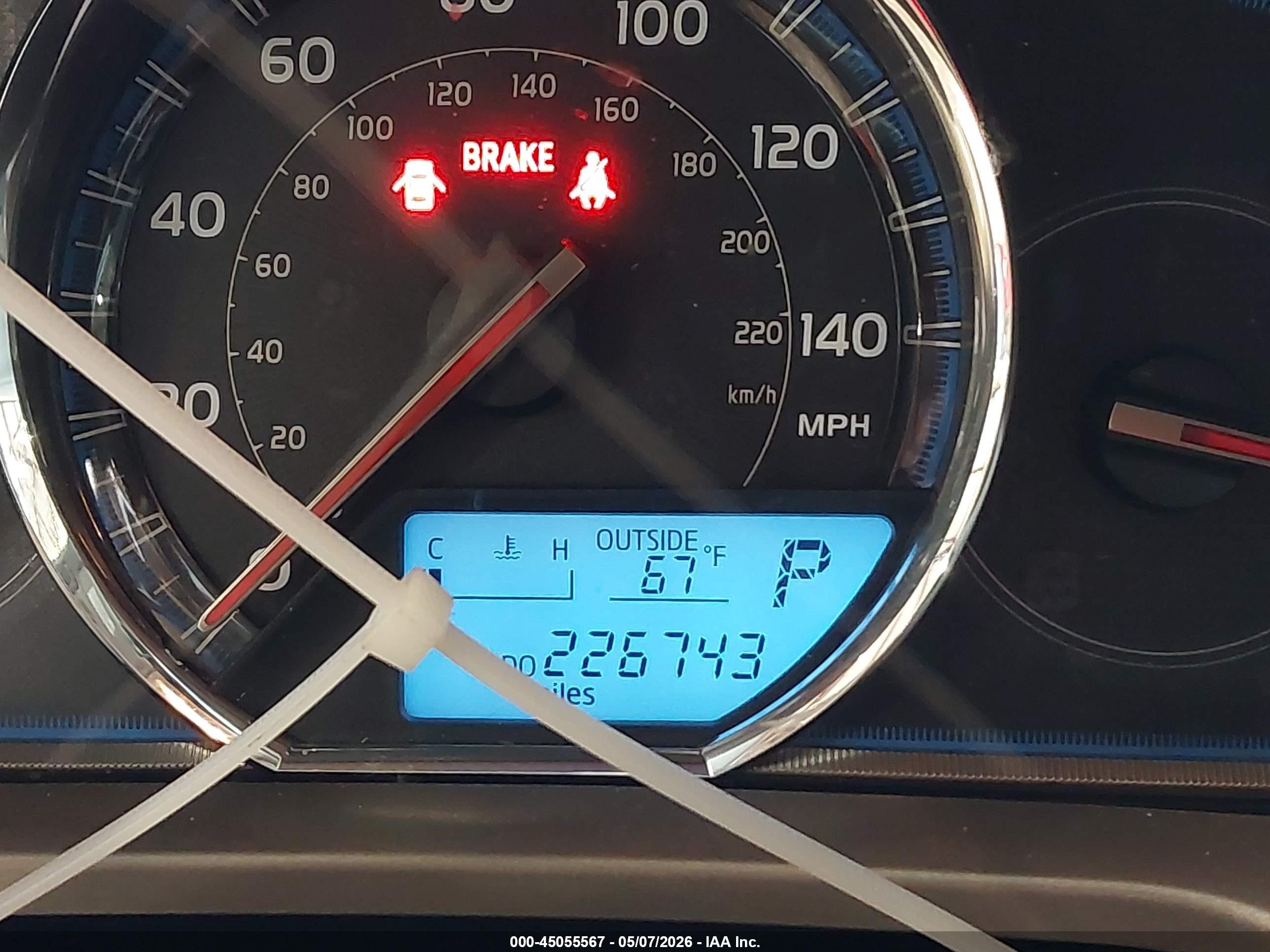 2013 Toyota Rav4 Limited Белый vin: JTMYFREV1DD022663
