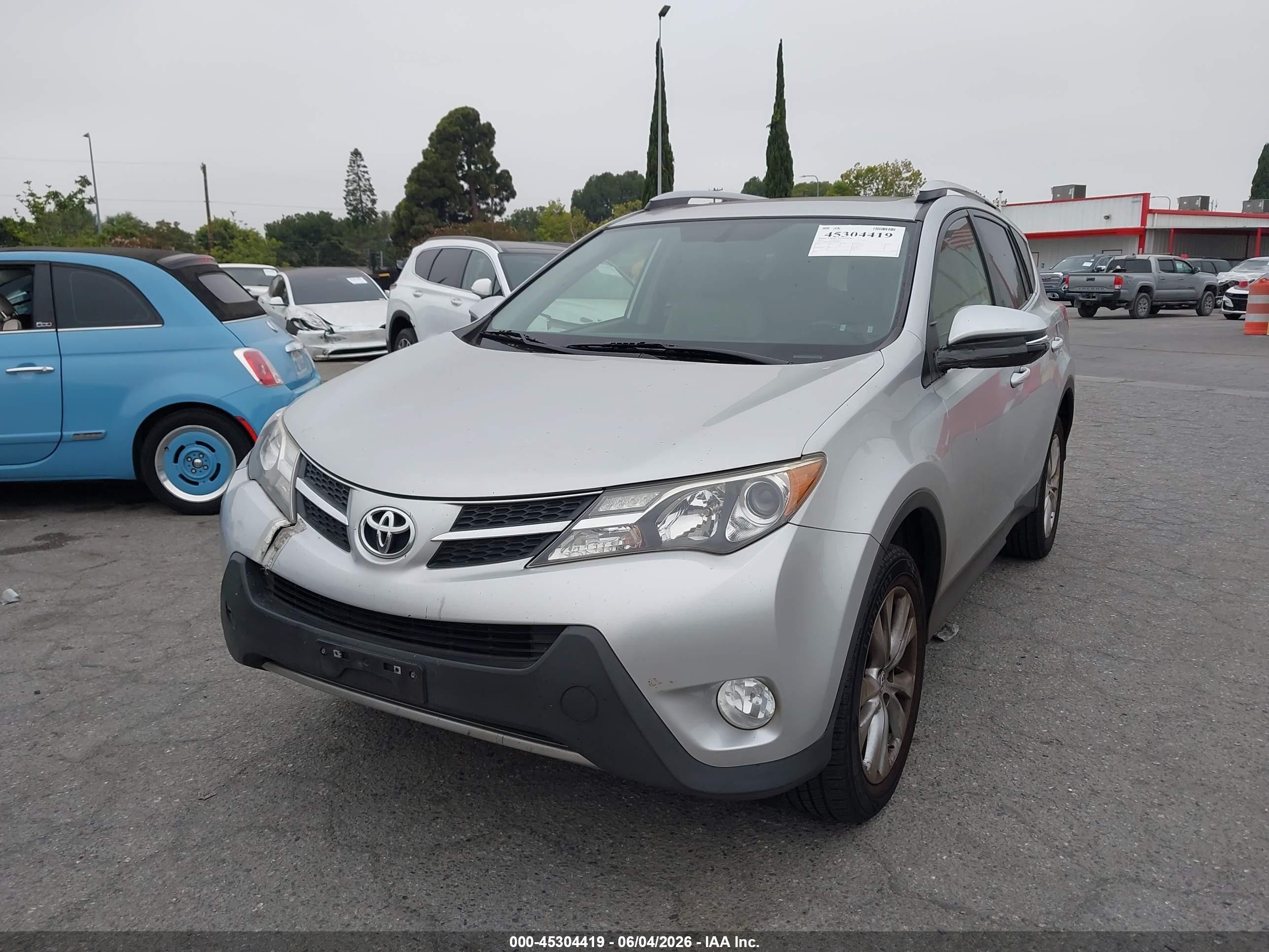 2014 Toyota Rav4 Limited Silver vin: JTMYFREV1EJ005963