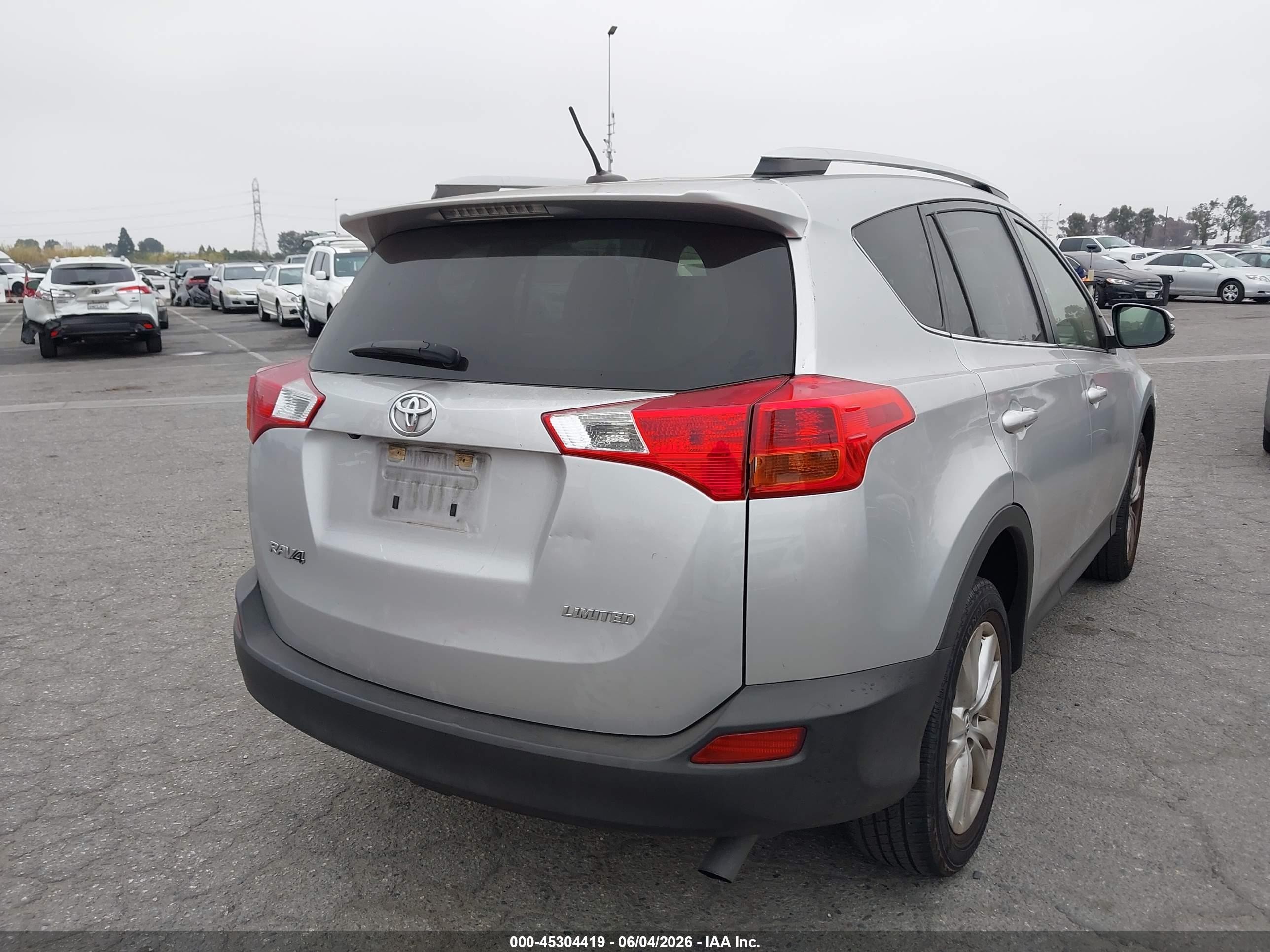 2014 Toyota Rav4 Limited Silver vin: JTMYFREV1EJ005963