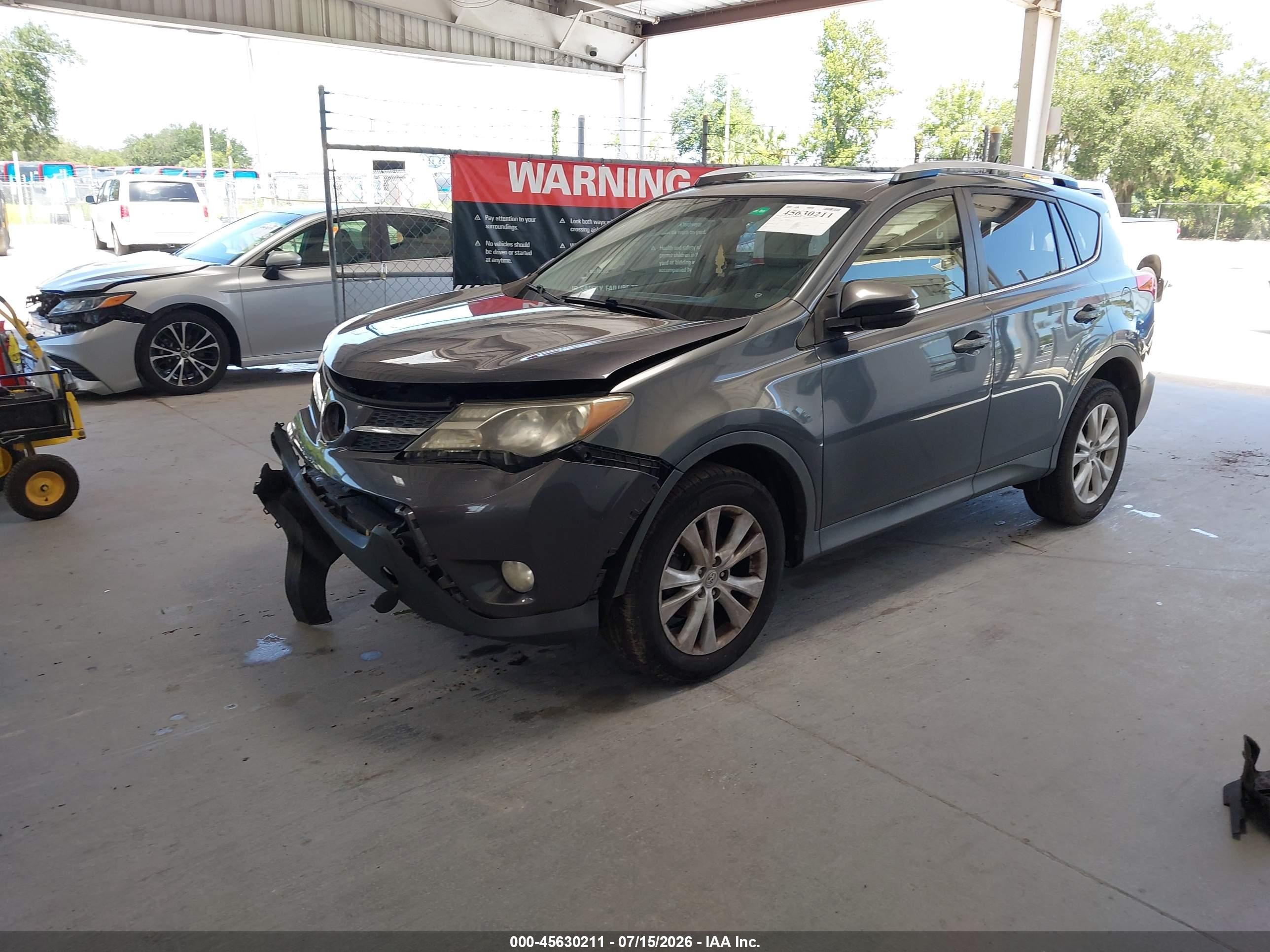 2015 Toyota Rav4 Limited Maroon vin: JTMYFREV1FD074314