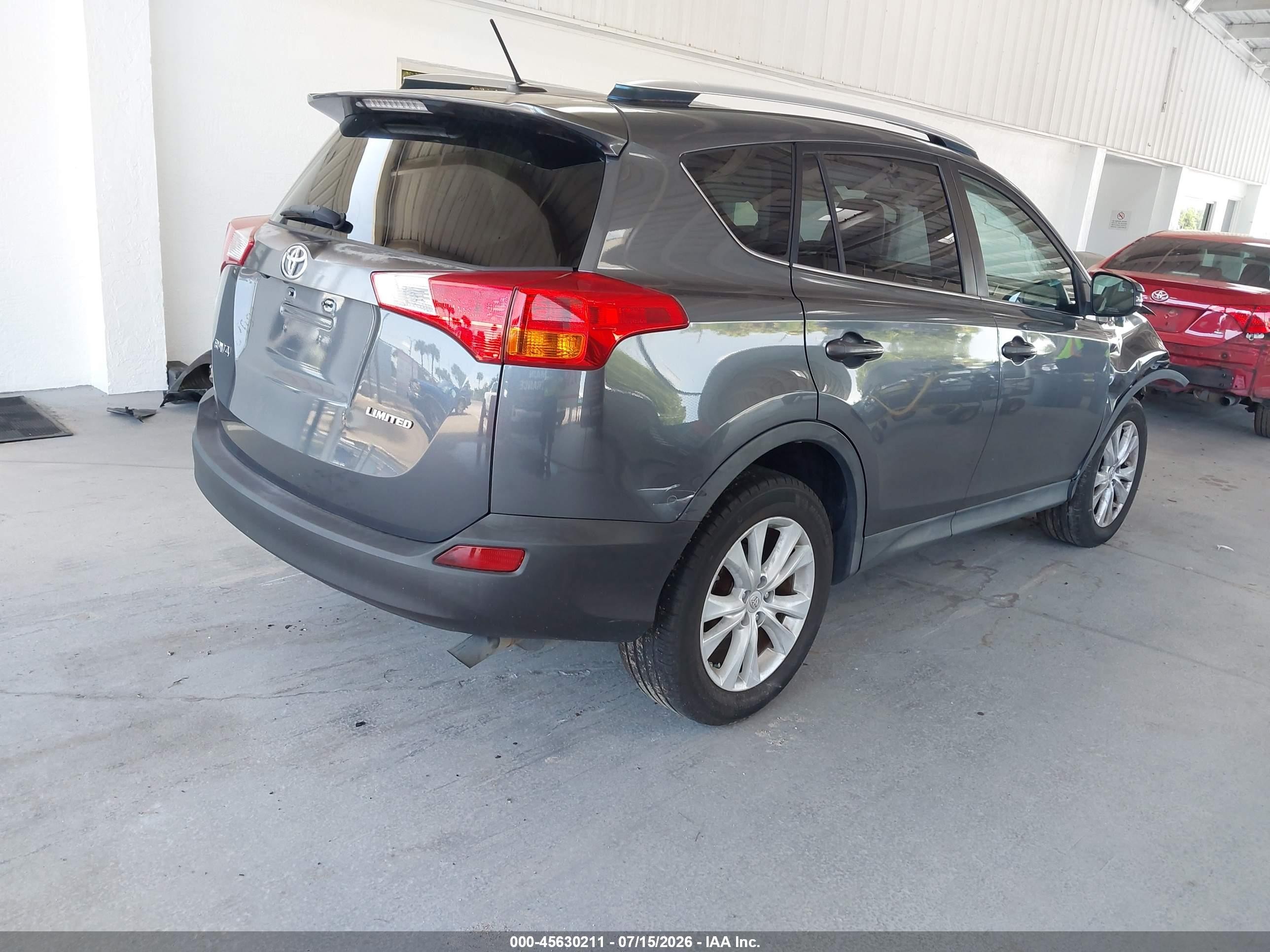 2015 Toyota Rav4 Limited Maroon vin: JTMYFREV1FD074314