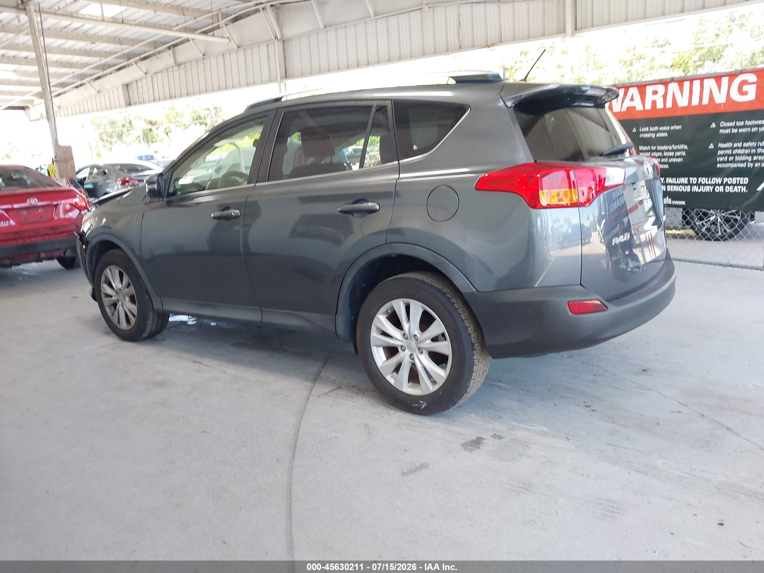 2015 Toyota Rav4 Limited Maroon vin: JTMYFREV1FD074314