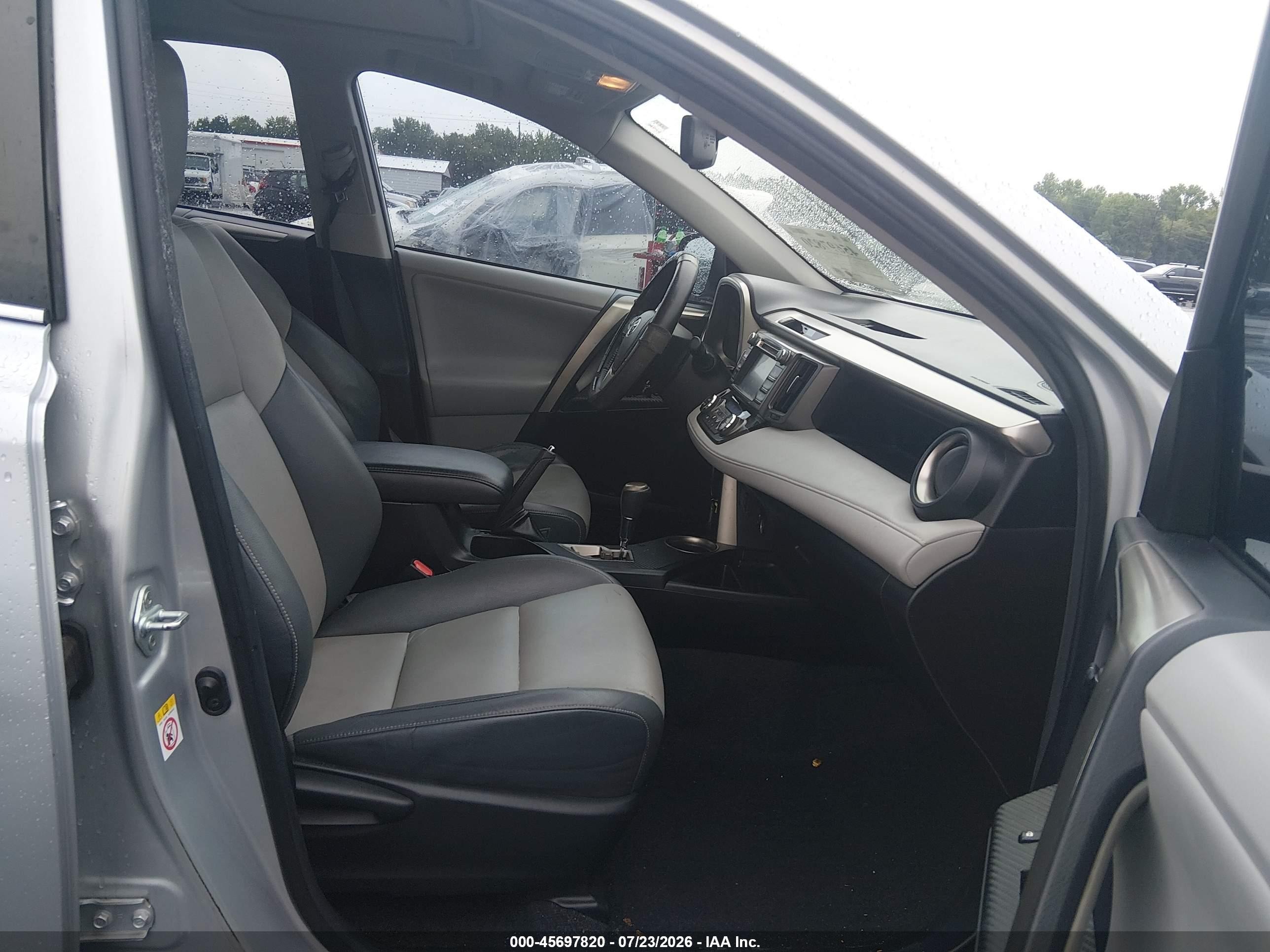 2013 Toyota Rav4 Limited Серебряный vin: JTMYFREV2DD003068