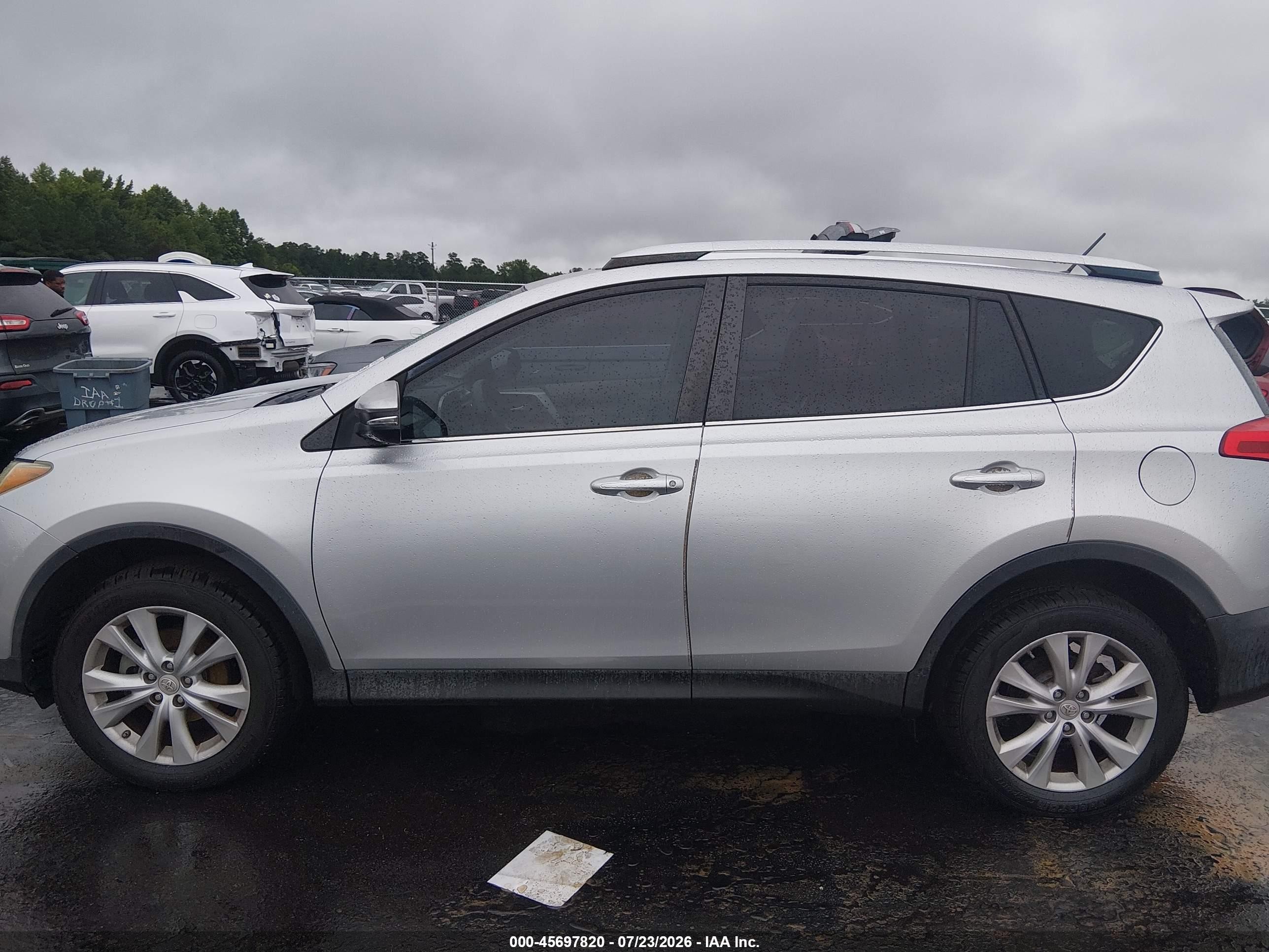 2013 Toyota Rav4 Limited Серебряный vin: JTMYFREV2DD003068