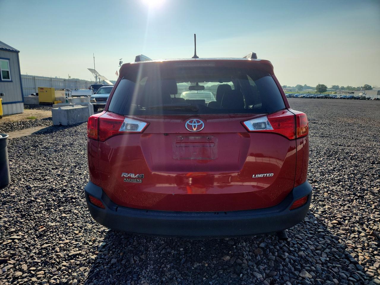 2014 Toyota Rav4 Limited Red vin: JTMYFREV4EJ008551
