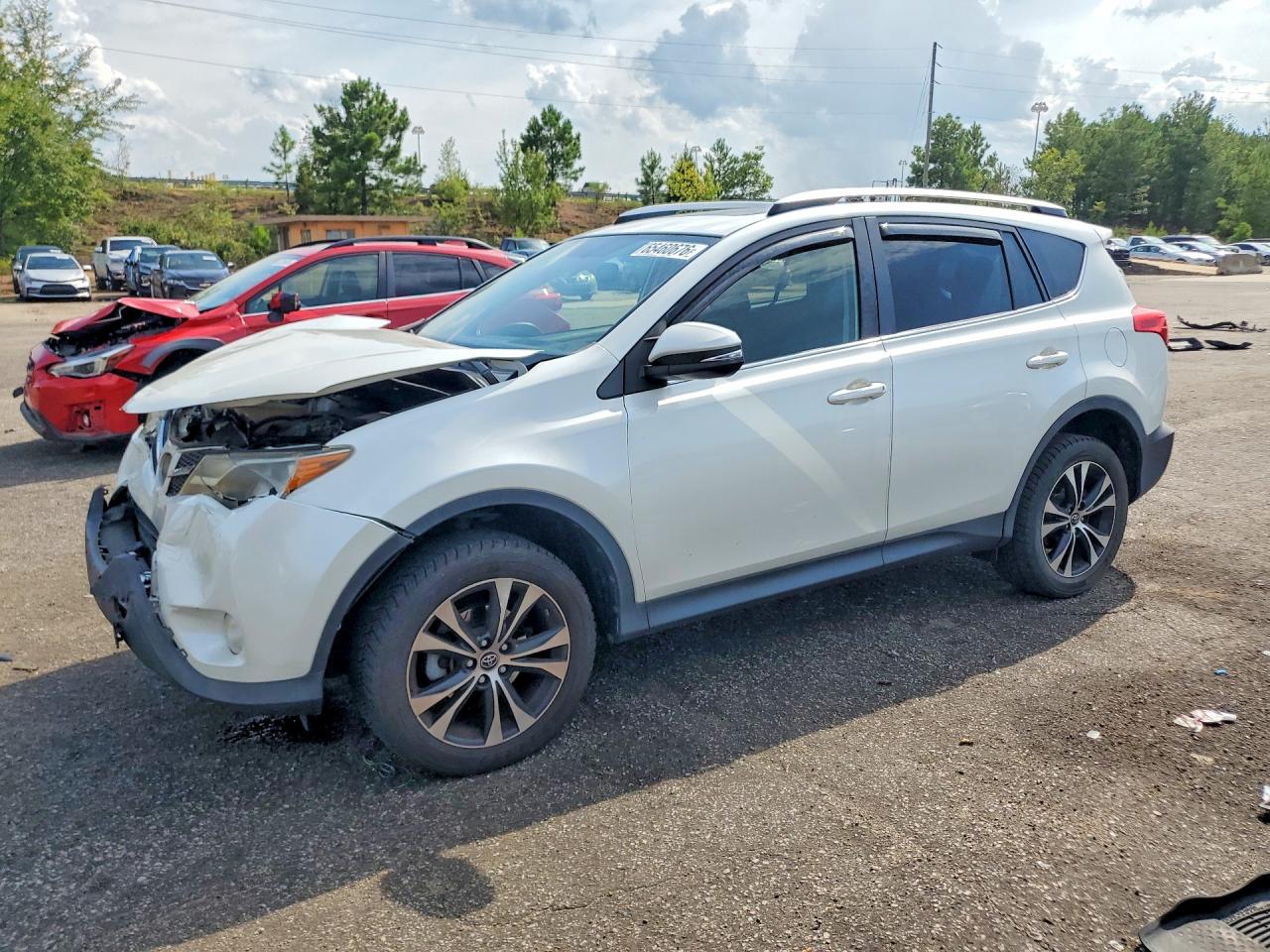 2015 Toyota Rav4 Limited White vin: JTMYFREV4FD051934