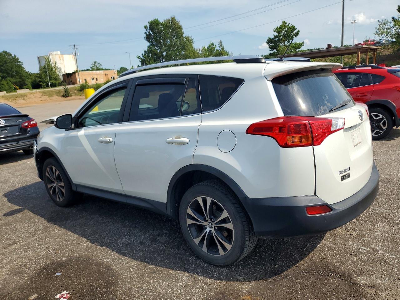 2015 Toyota Rav4 Limited White vin: JTMYFREV4FD051934