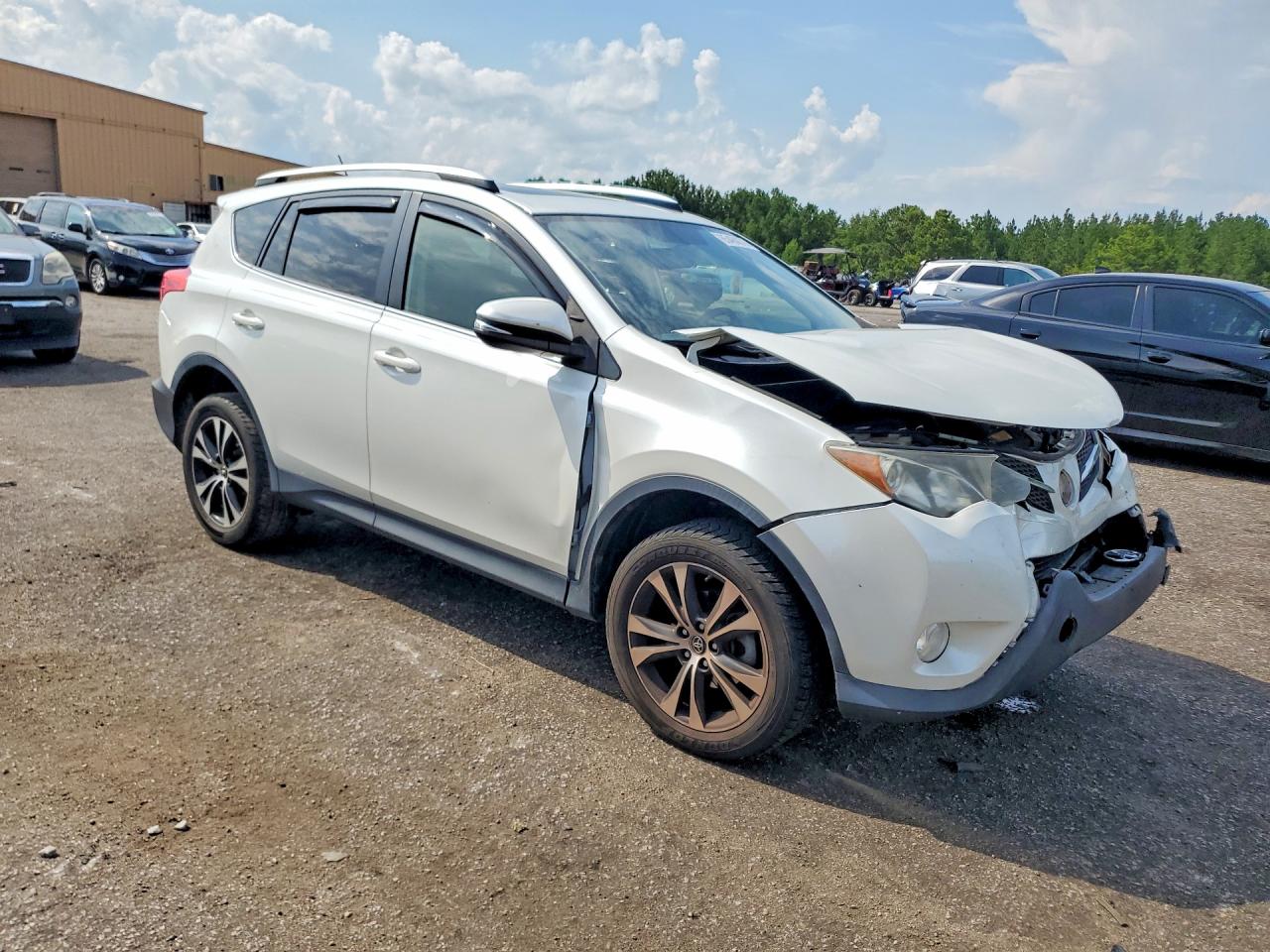 2015 Toyota Rav4 Limited White vin: JTMYFREV4FD051934