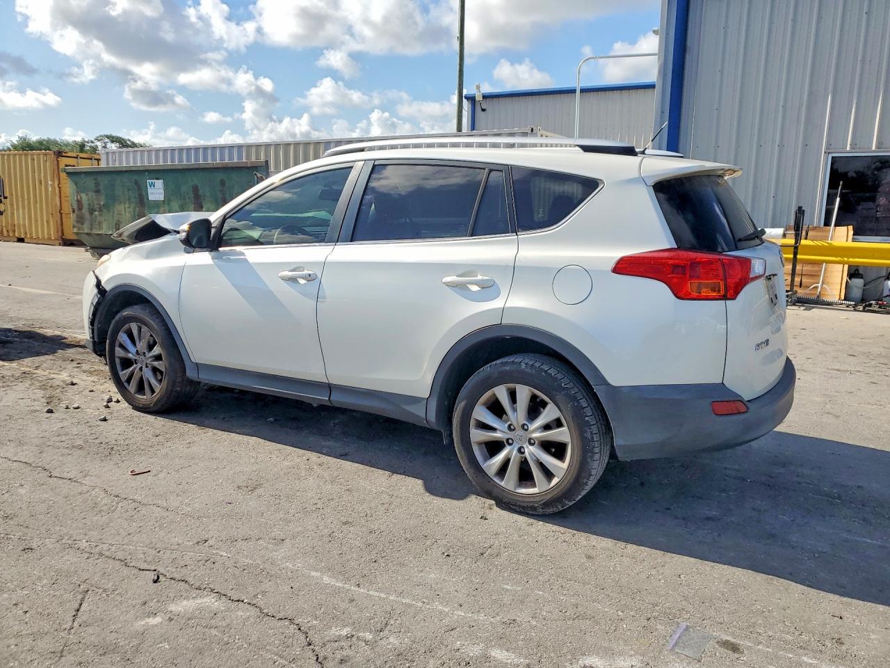 2013 Toyota Rav4 Limited White vin: JTMYFREV5D5007979
