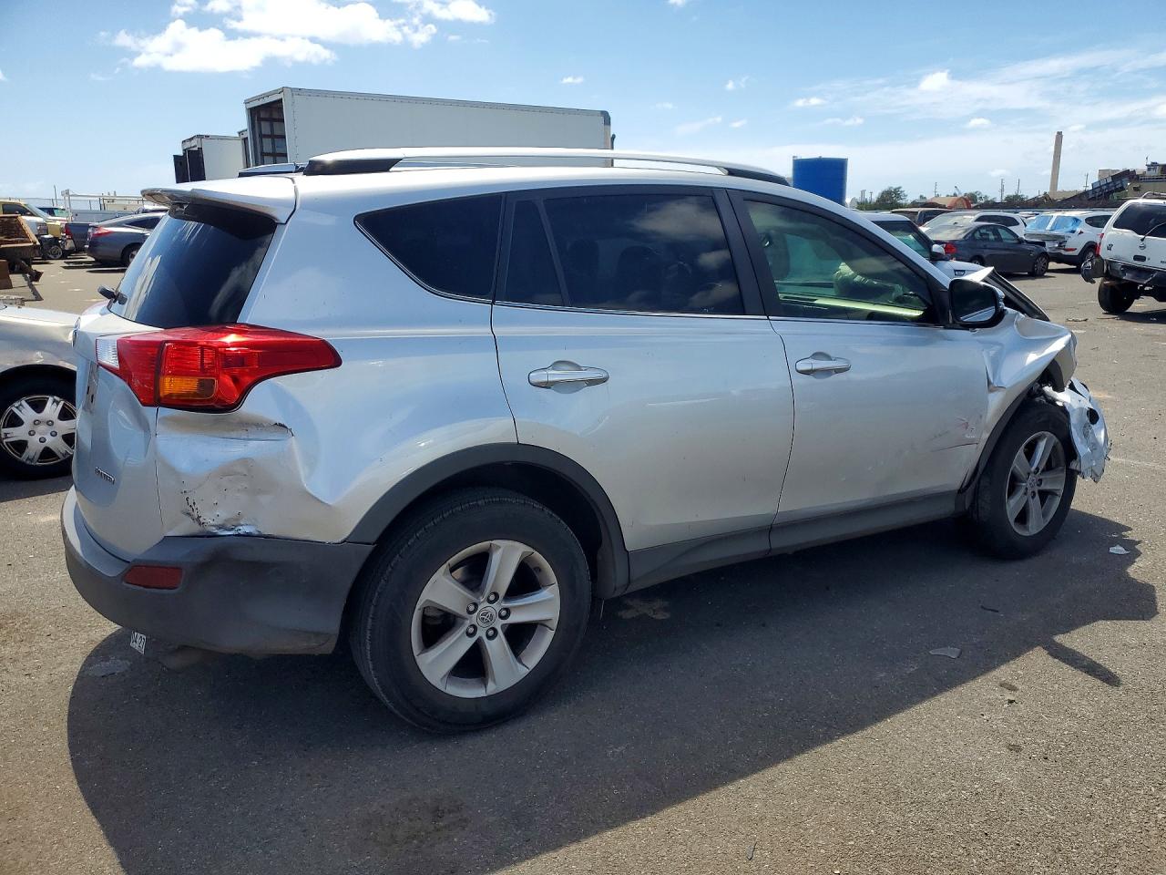 2014 Toyota Rav4 Limited Silver vin: JTMYFREV5ED034882