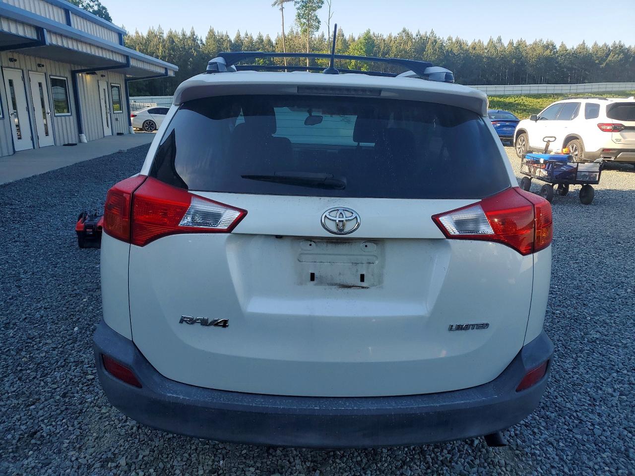 2014 Toyota Rav4 Limited White vin: JTMYFREV6EJ023410