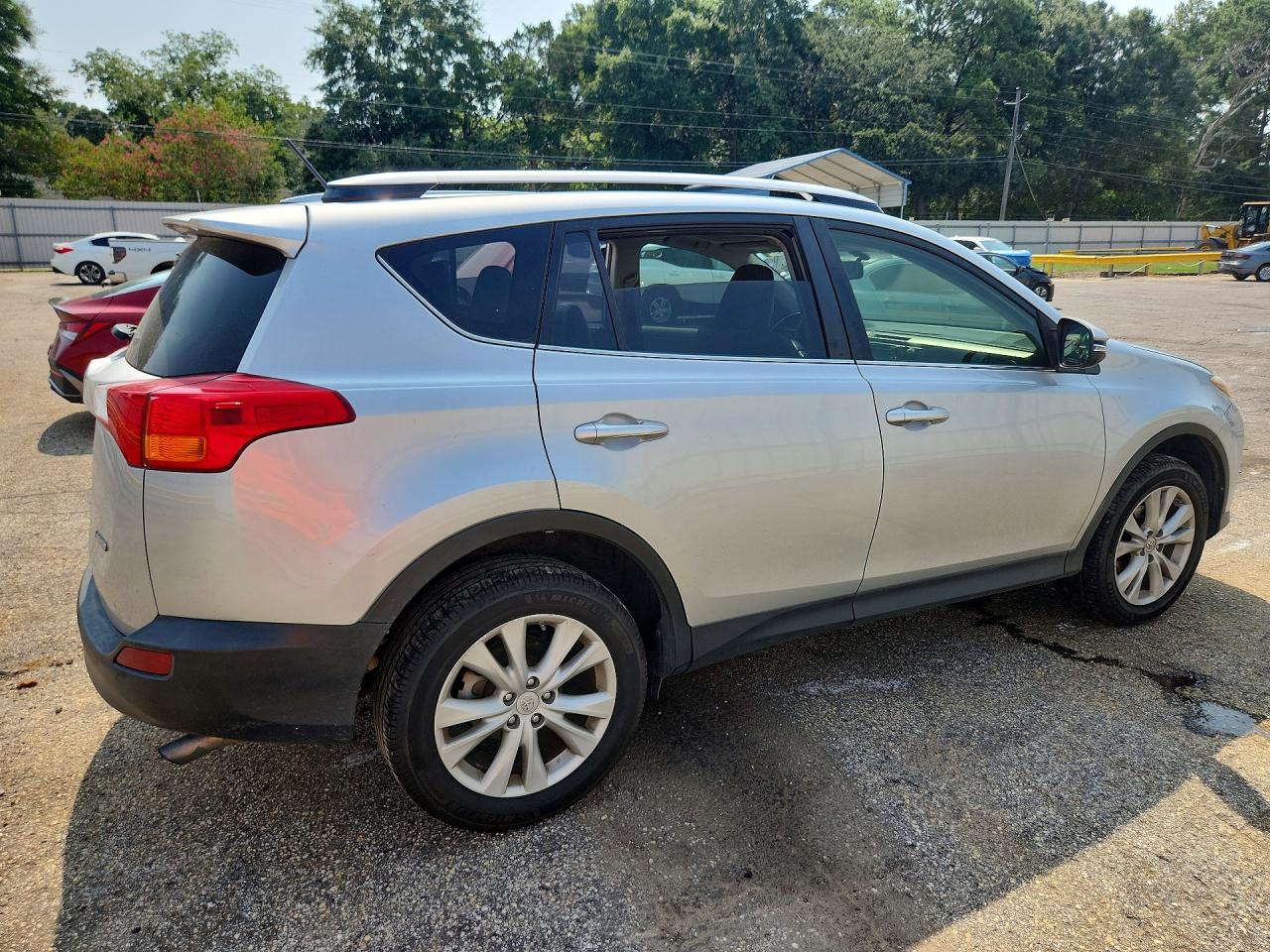 2013 Toyota Rav4 Limited Silver vin: JTMYFREV7DD009318