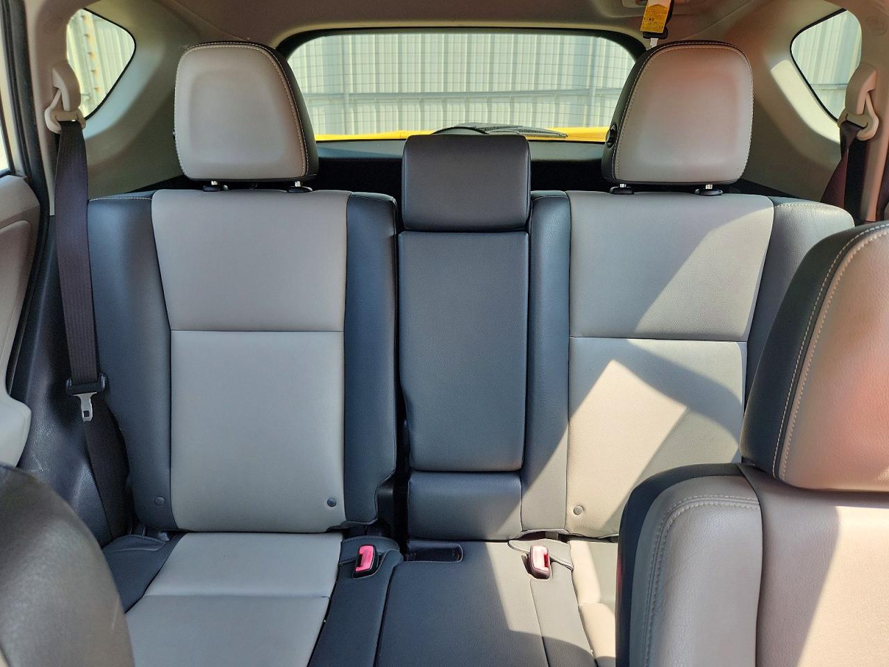2013 Toyota Rav4 Limited Silver vin: JTMYFREV7DD009318