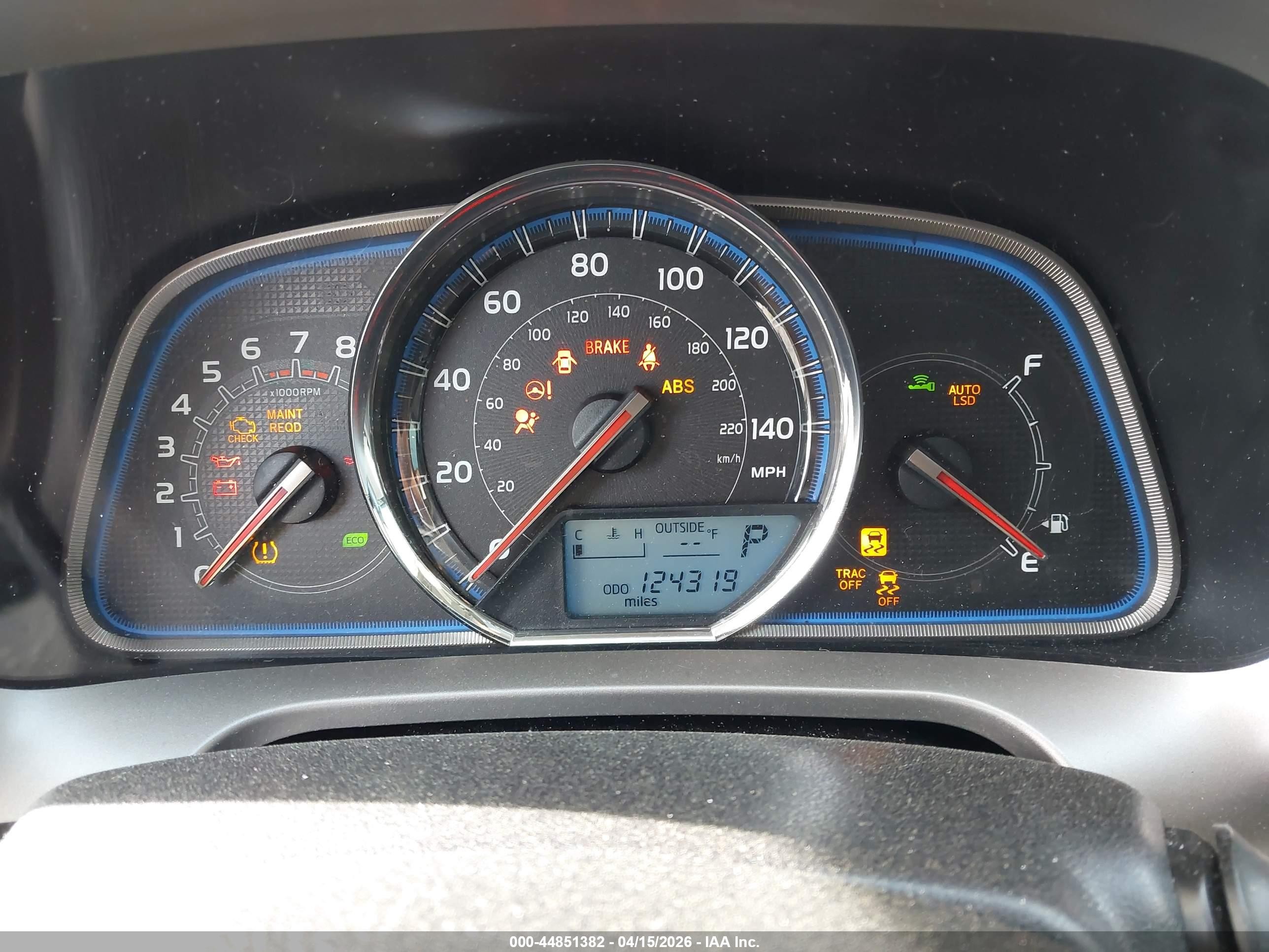 2014 Toyota Rav4 Limited Red vin: JTMYFREV7ED036391