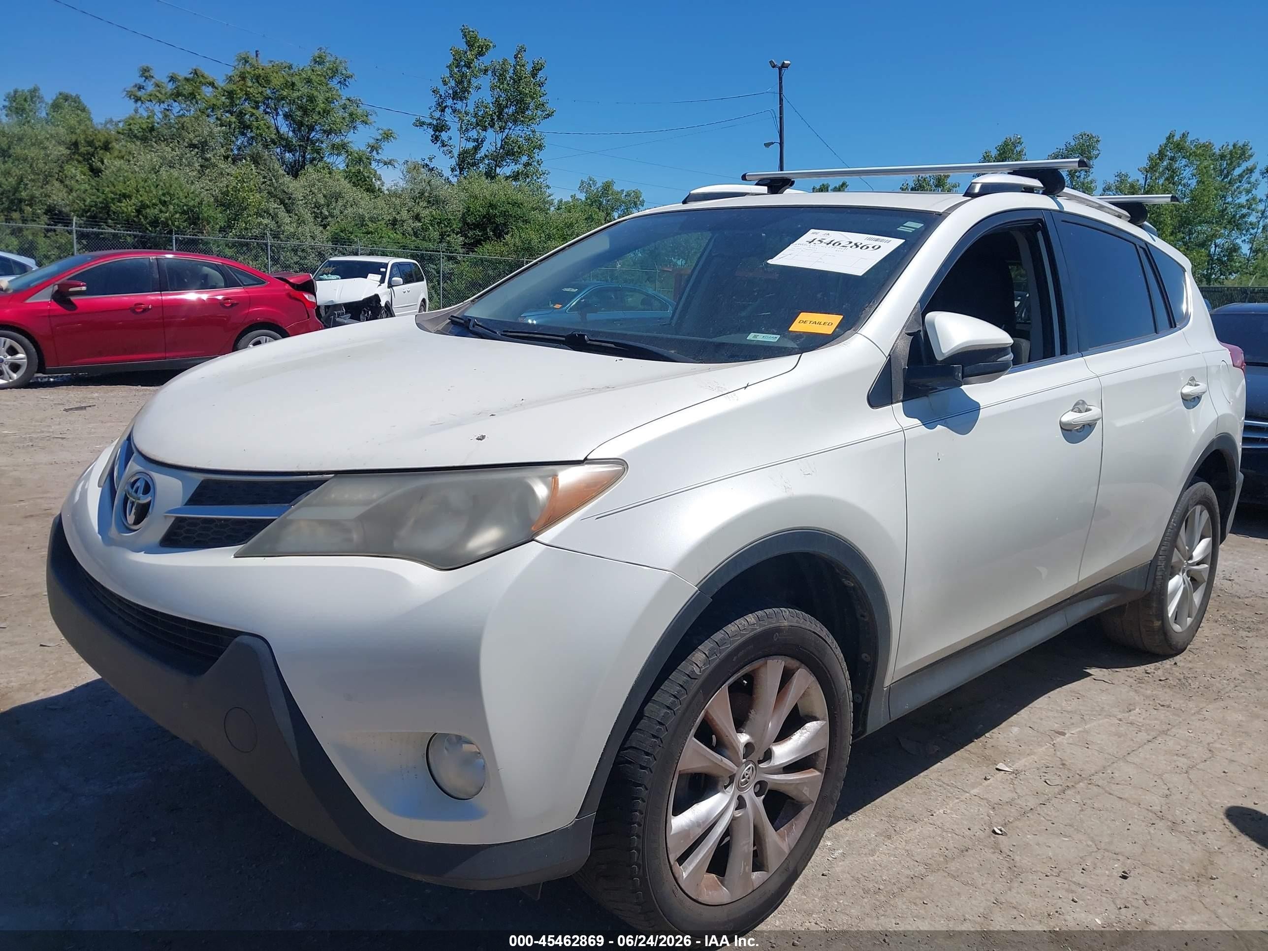2013 Toyota Rav4 Limited White vin: JTMYFREV8DD001700
