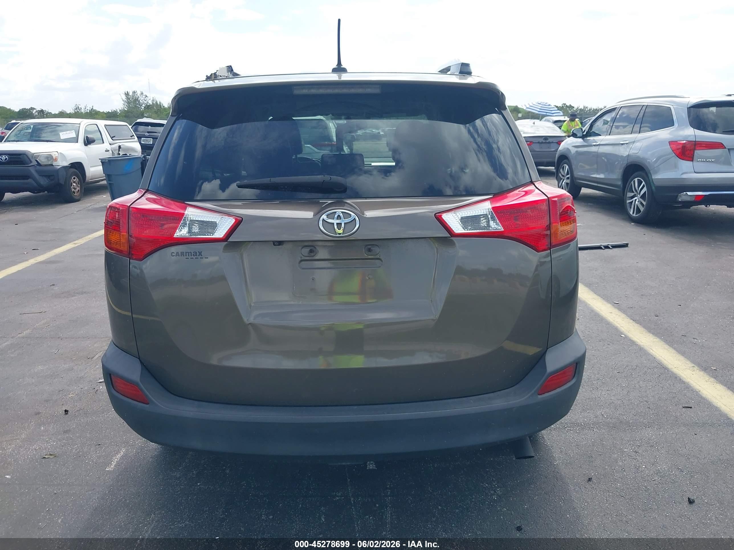 2015 Toyota Rav4 Limited Brown vin: JTMYFREV8FD043240