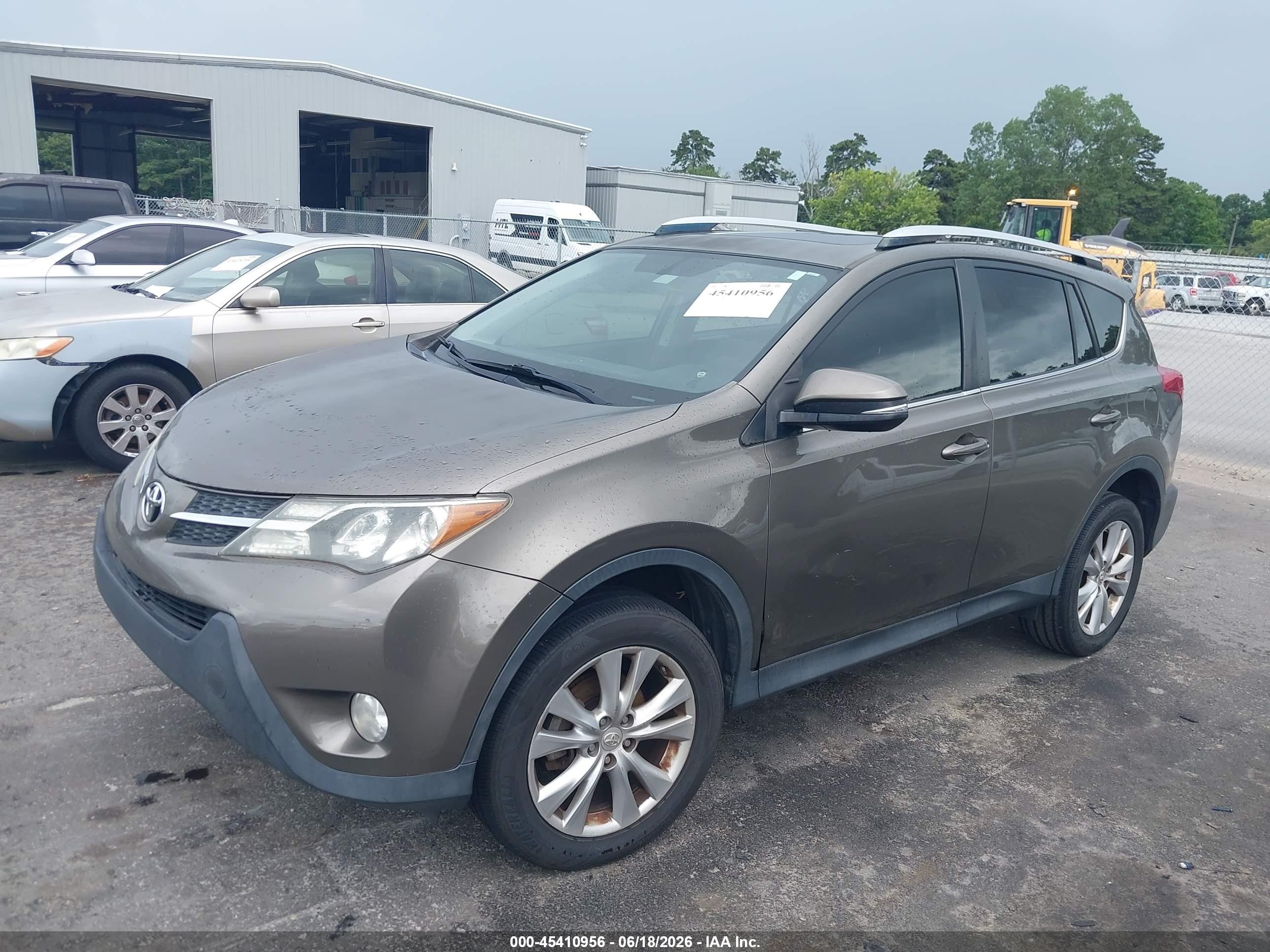 2015 Toyota Rav4 Limited Beige vin: JTMYFREV9FD077428