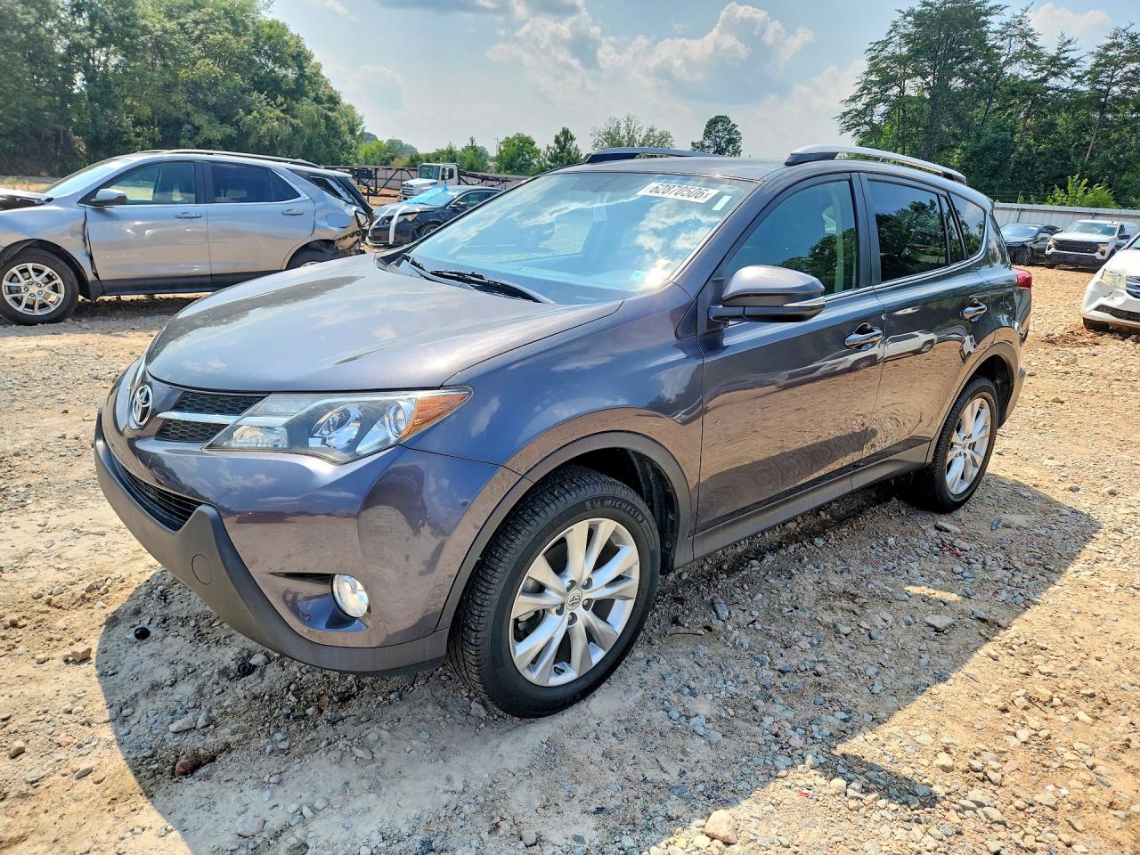 2015 Toyota Rav4 Limited Silver vin: JTMYFREV9FJ041577