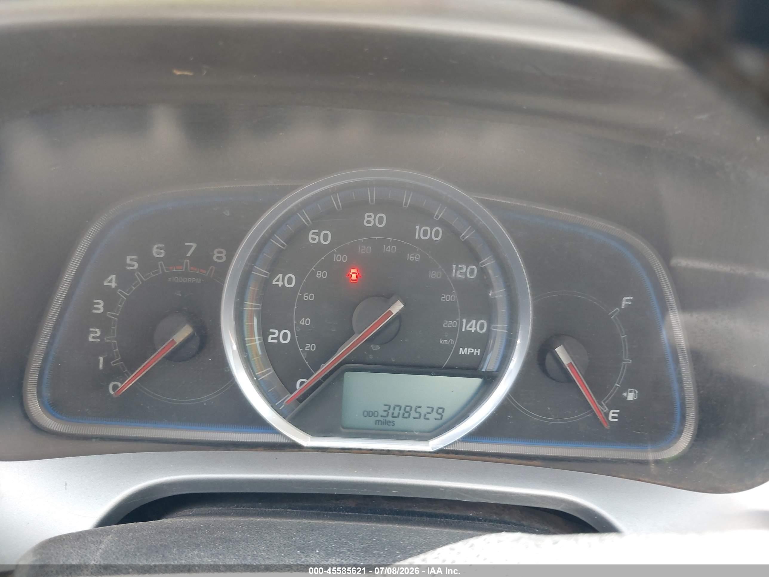 2013 Toyota Rav4 Limited White vin: JTMYFREVXDD003075