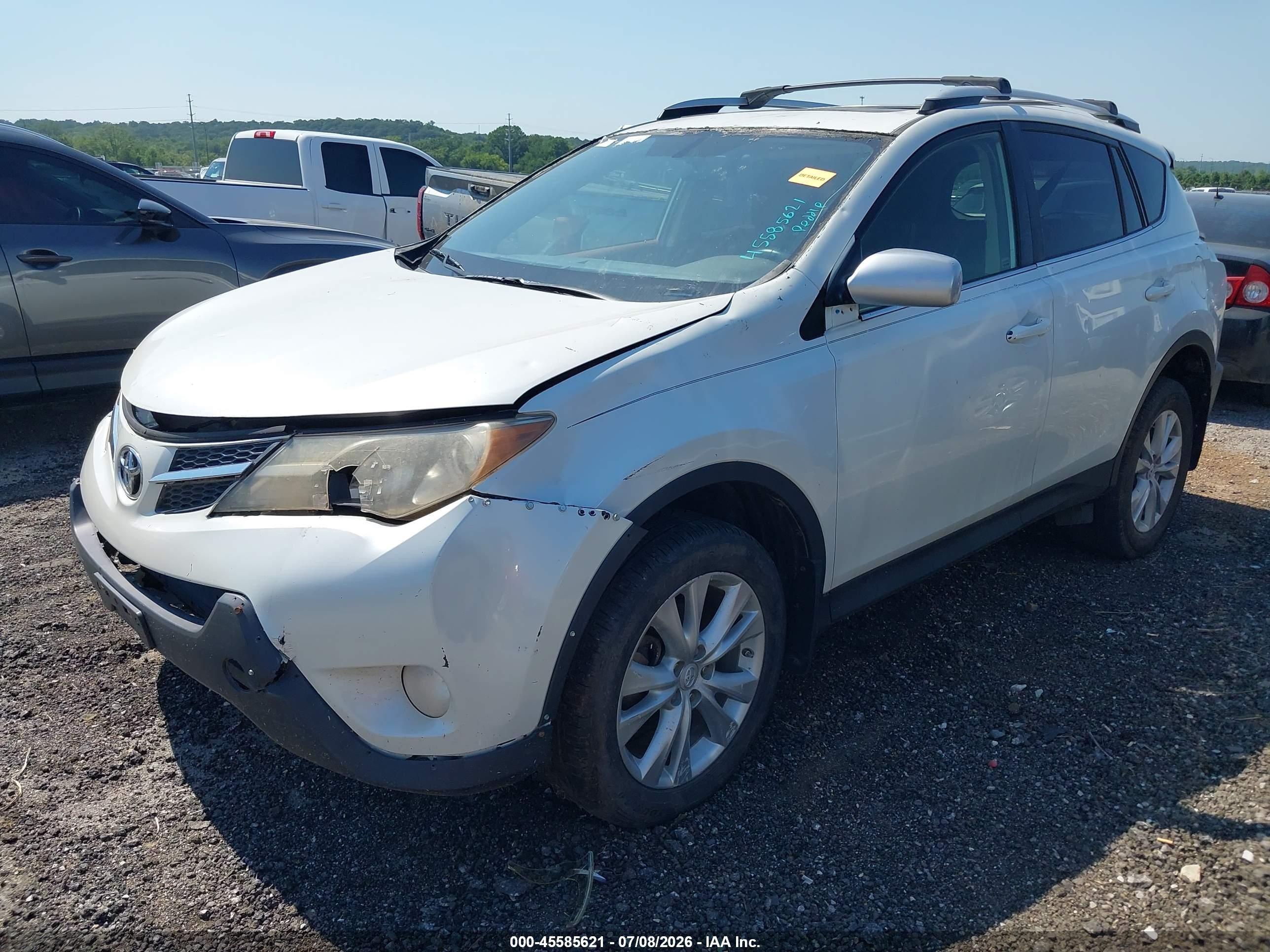 2013 Toyota Rav4 Limited White vin: JTMYFREVXDD003075