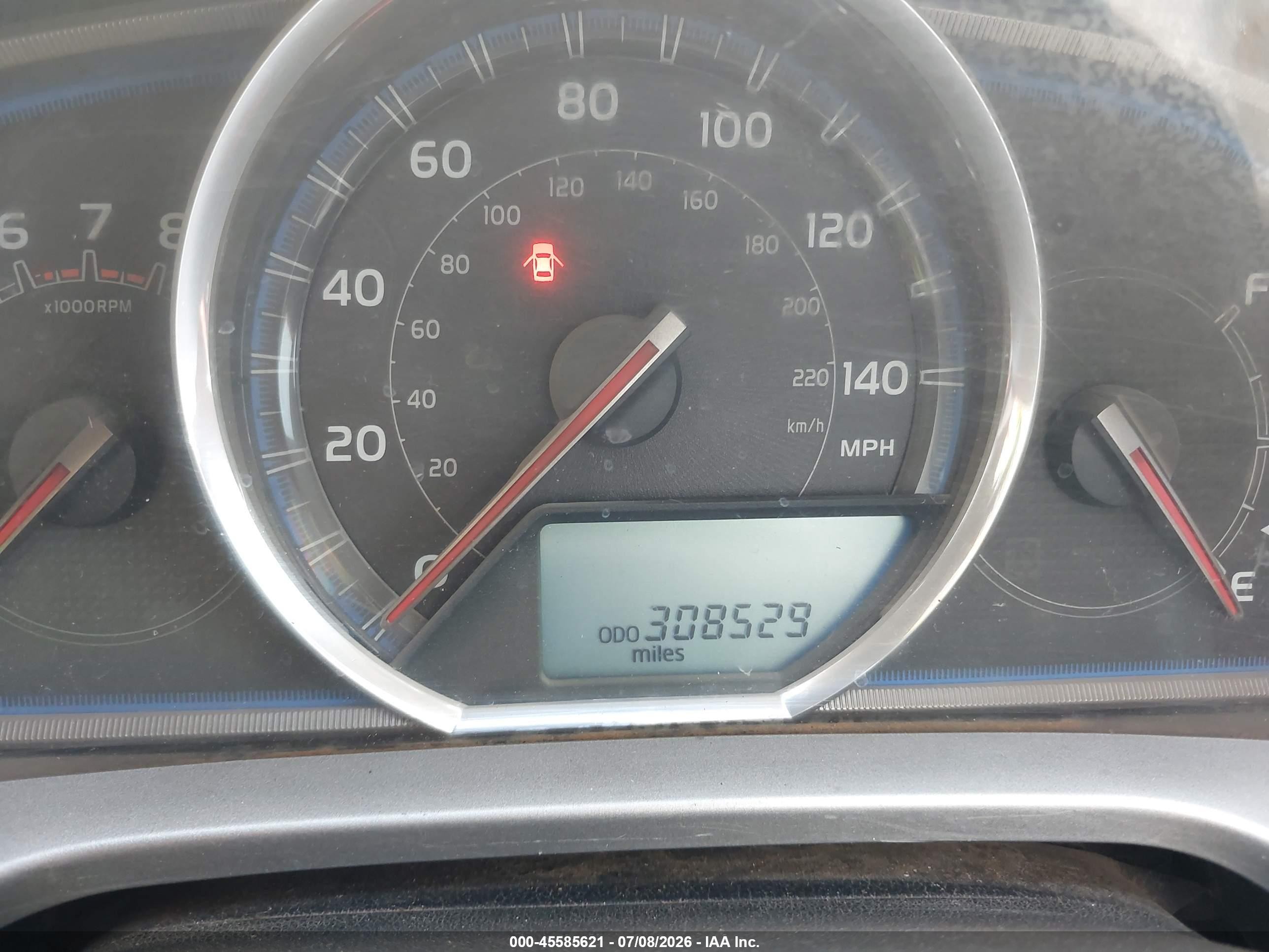 2013 Toyota Rav4 Limited White vin: JTMYFREVXDD003075