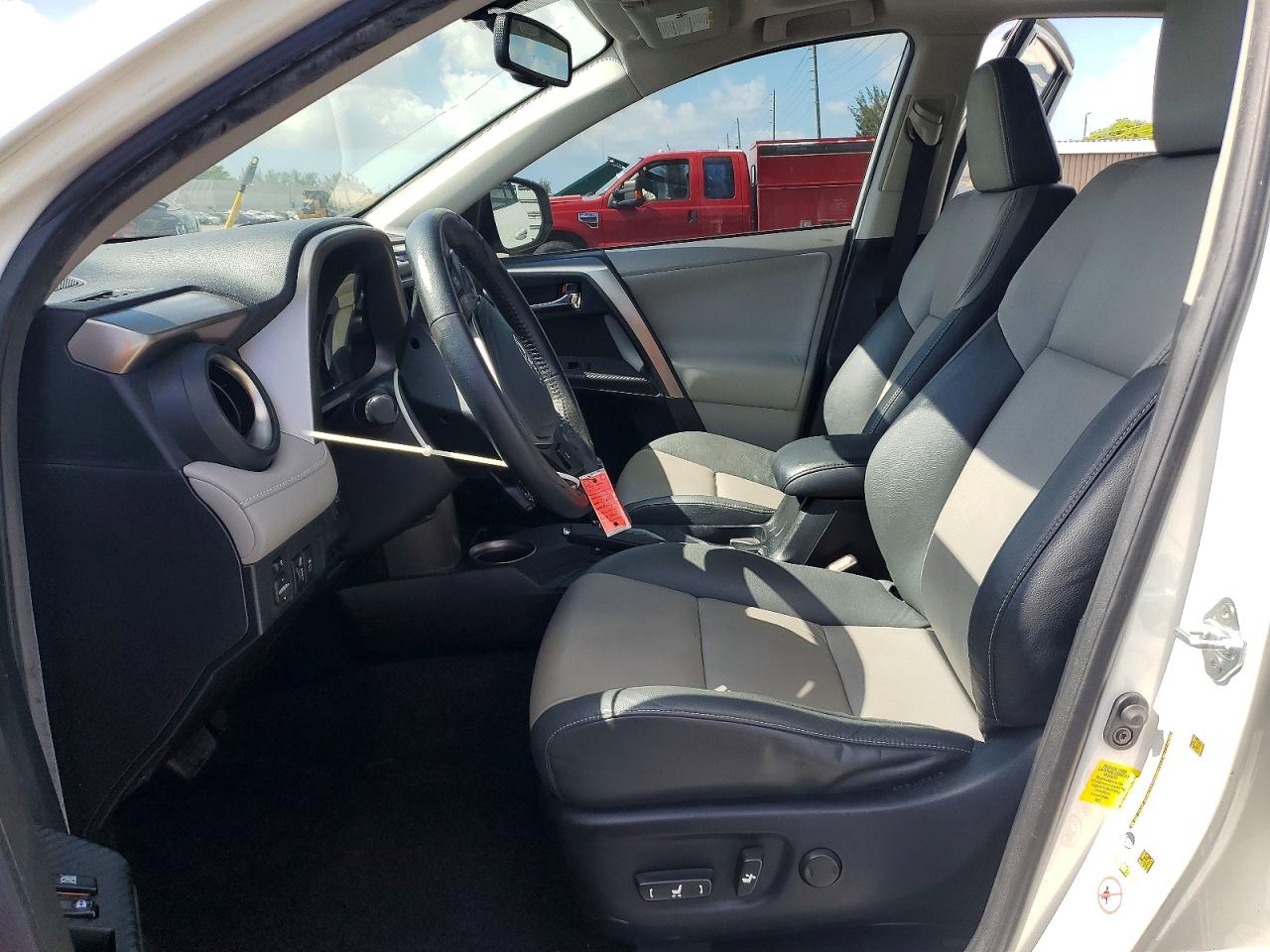 2013 Toyota Rav4 Limited White vin: JTMYFREVXDD006168